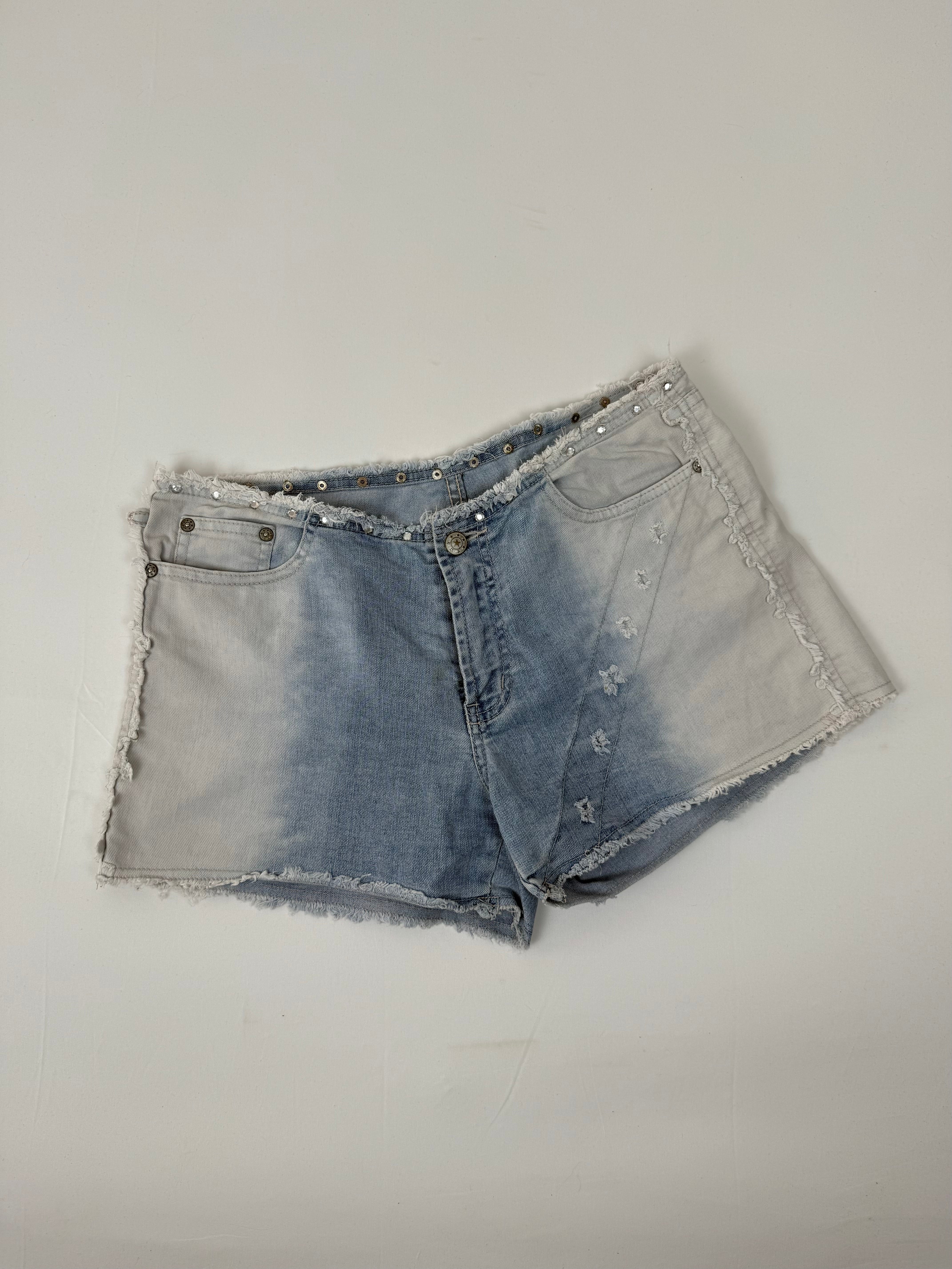 Blue denim sequins mini short (L)