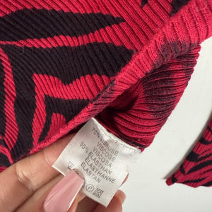 Red zebra print tight fit V neck jumper (XS/S)