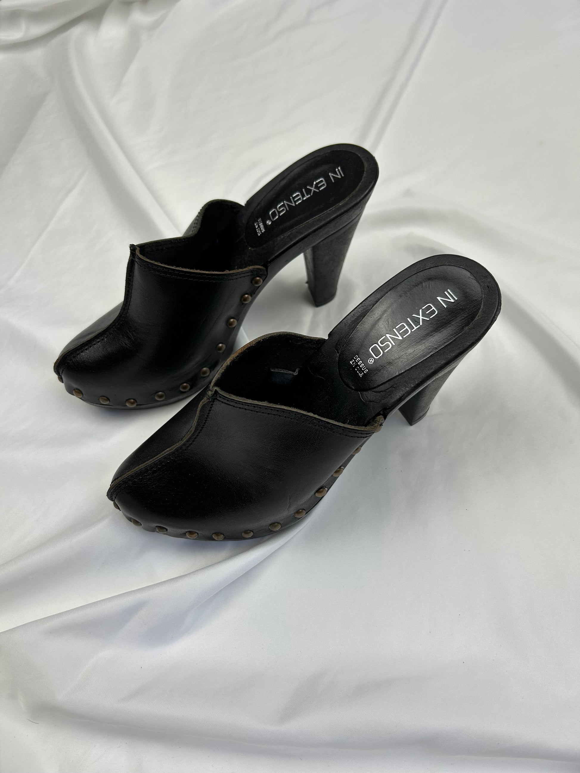 Black 100% leather clogs heels (38)