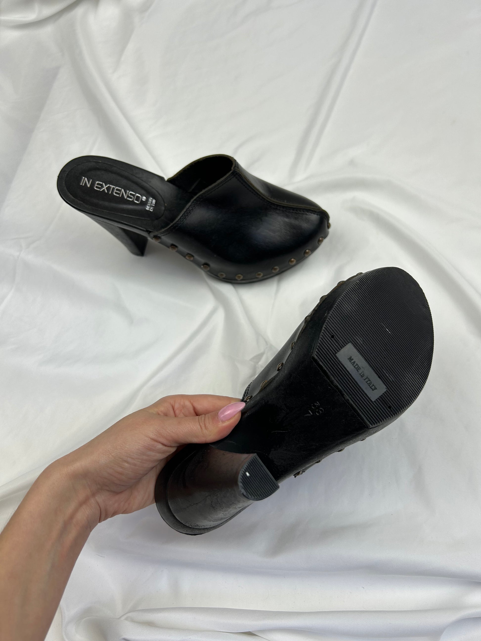 Black 100% leather clogs heels (38)