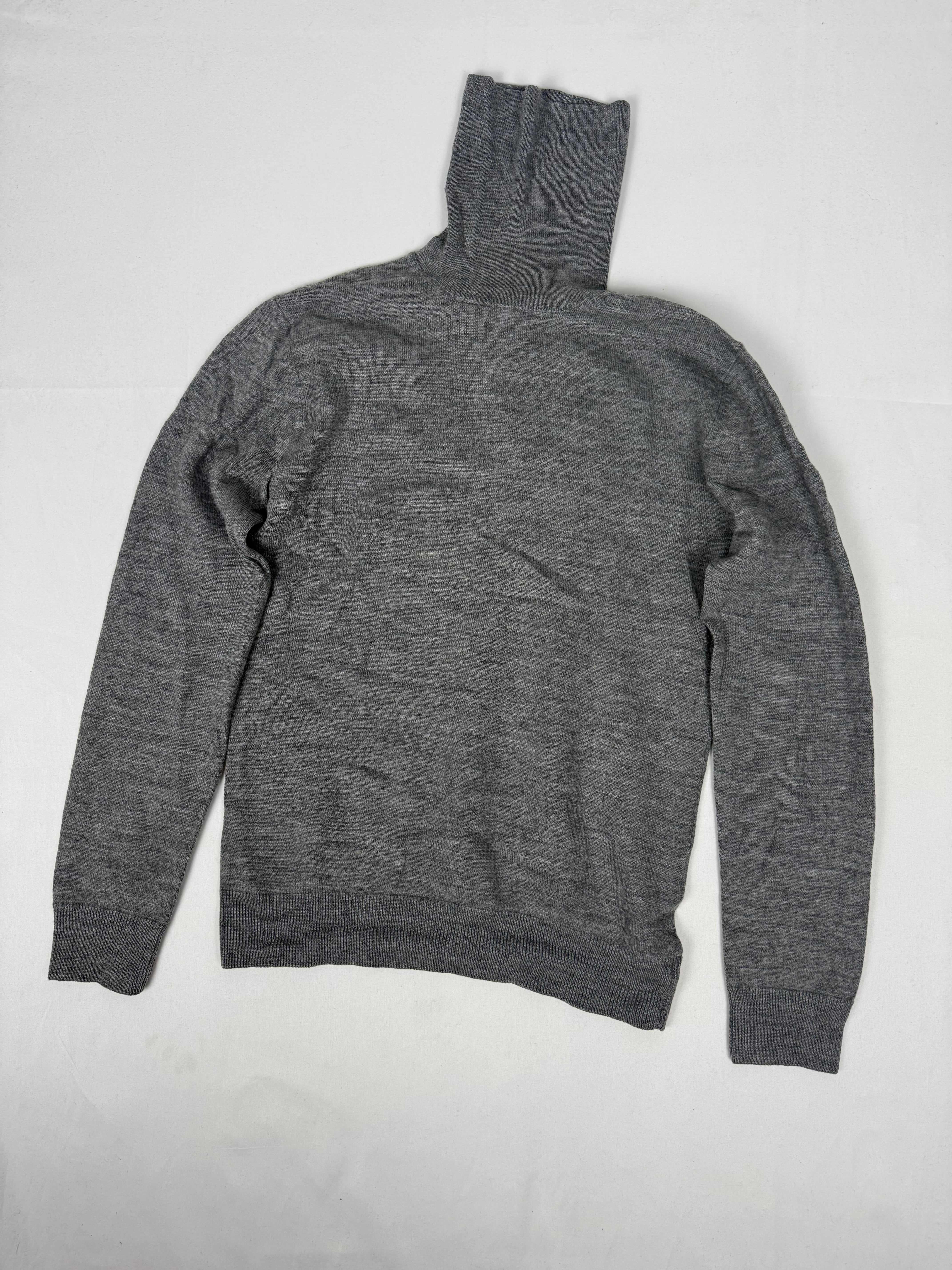 Grey turtleneck wool jumper (S/M)