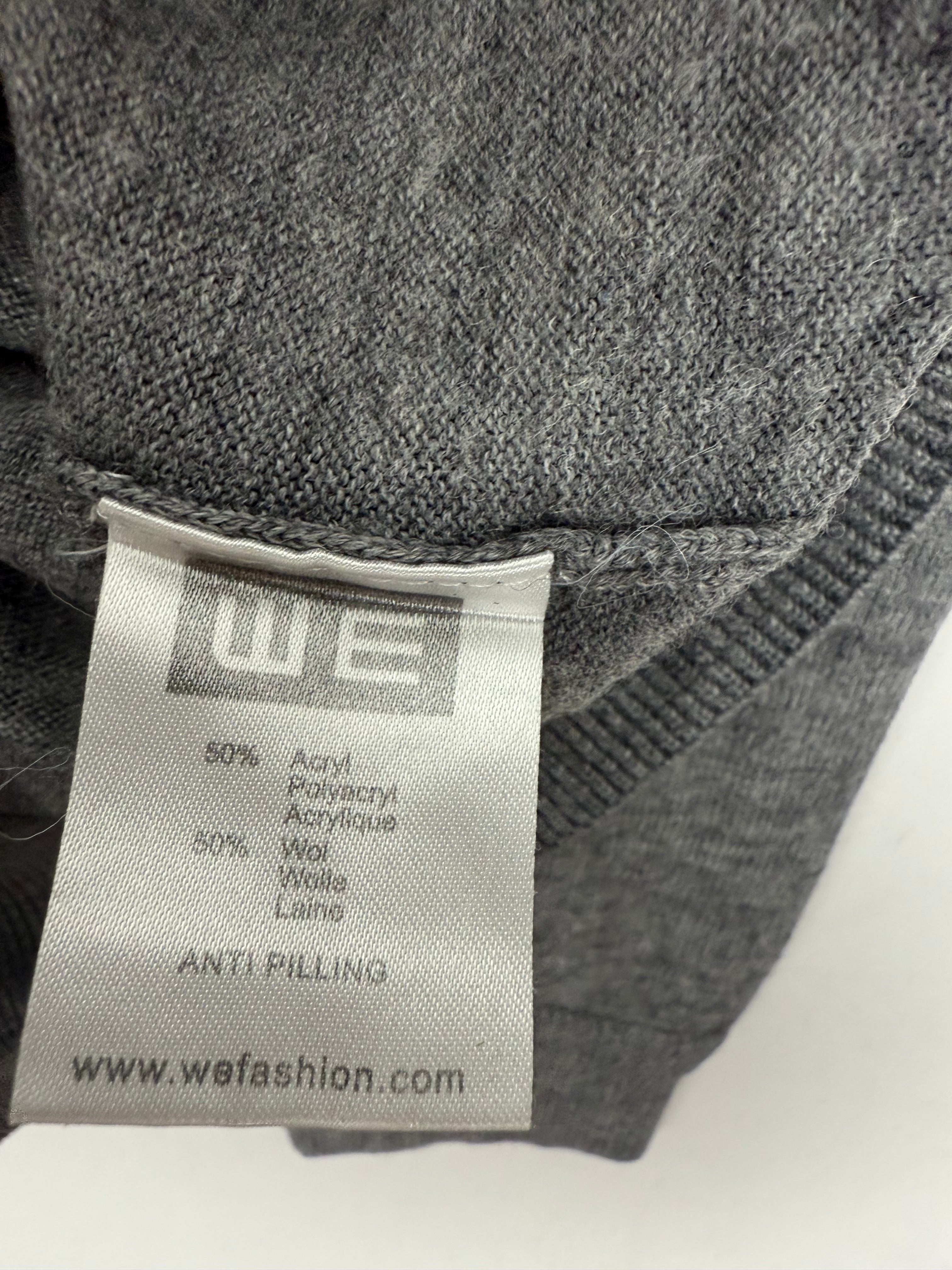 Grey turtleneck wool jumper (S/M)