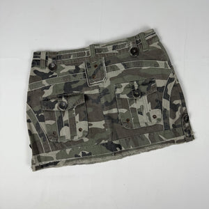 Khaki camo print low rise denim mini skirt (S)