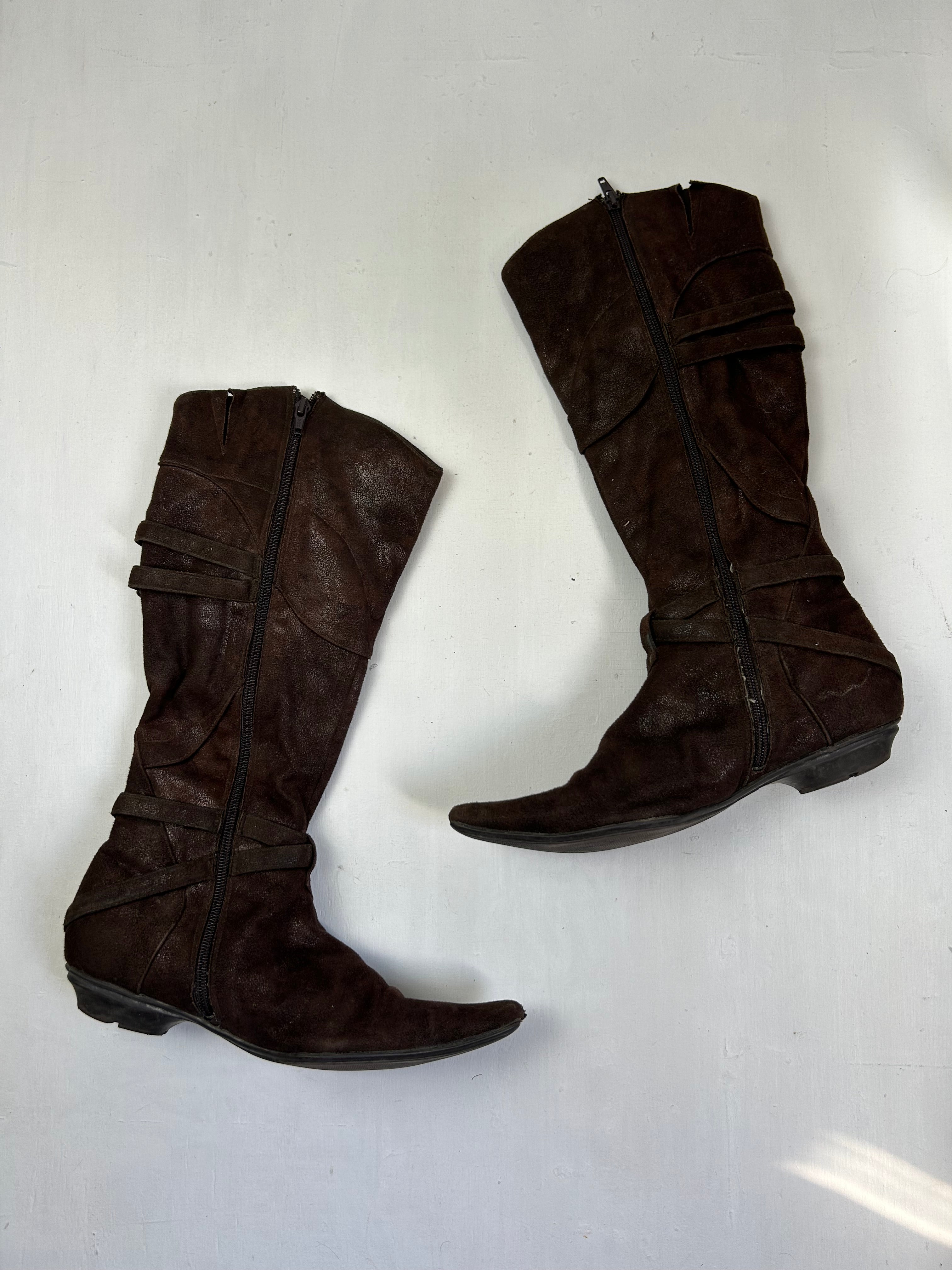 Brown  knee high suede leather buckles pointed toes boots (37)