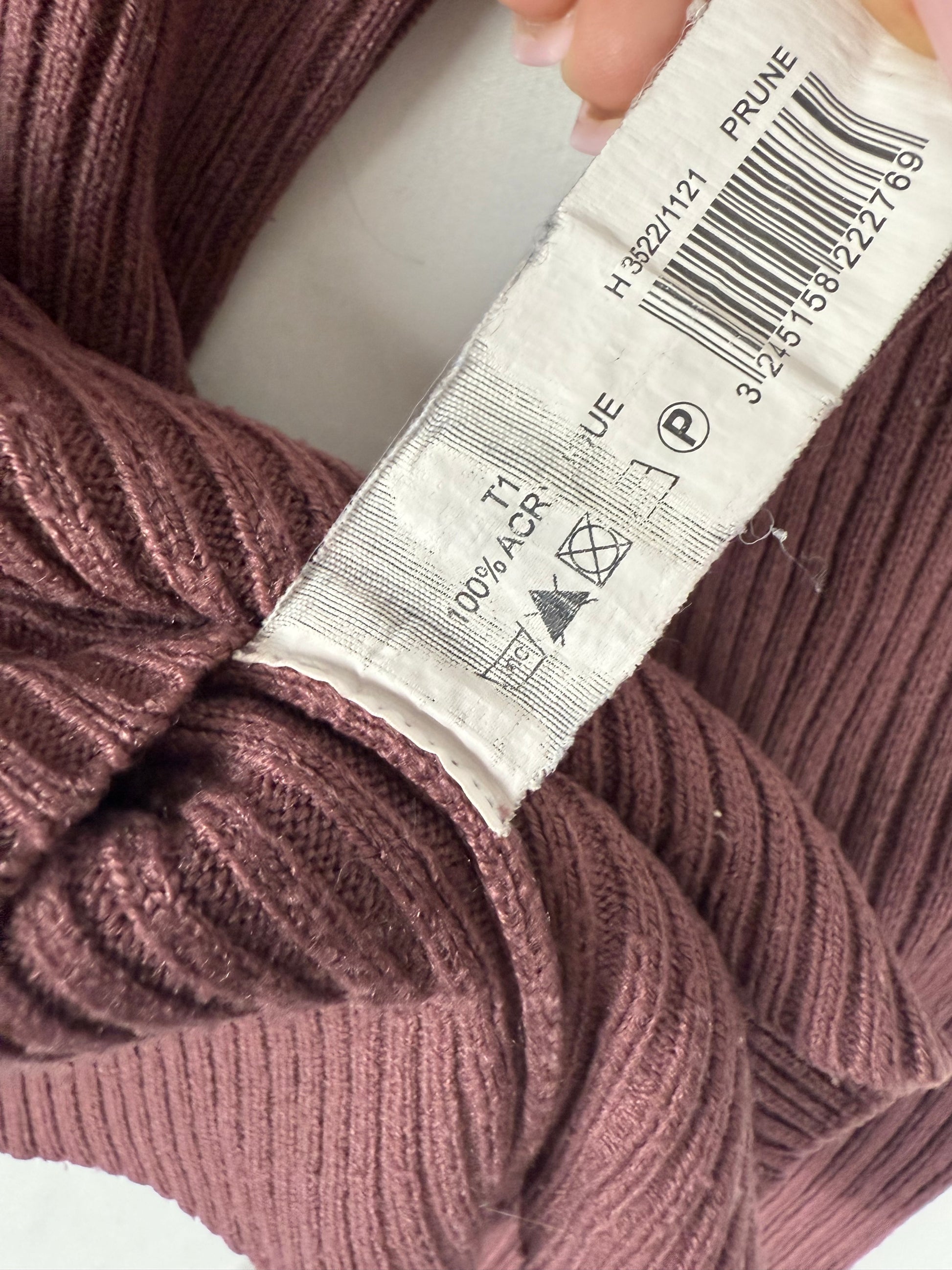 Mauve ribbed polo neck tight fit jumper (S)