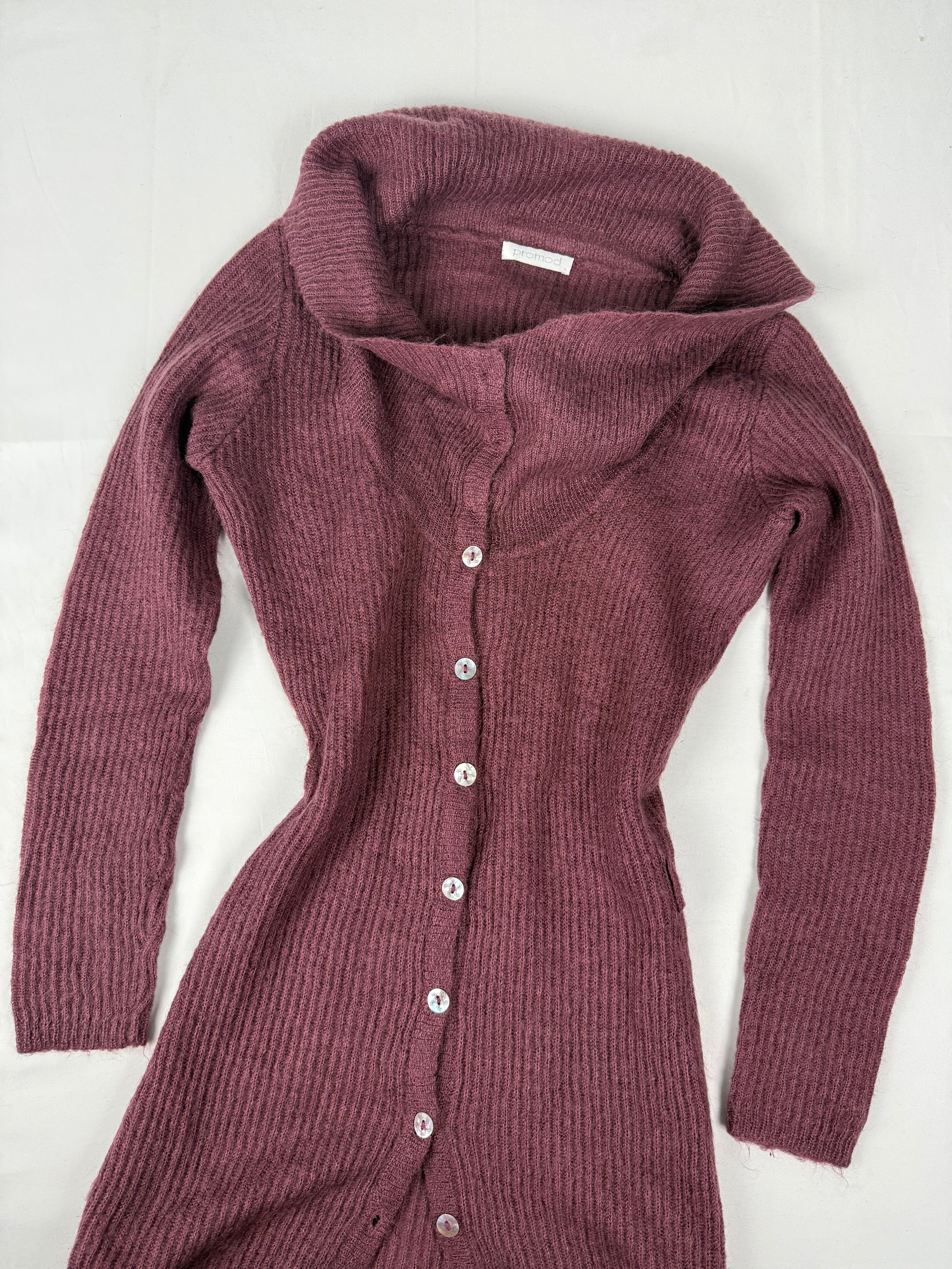 Mauve super soft bardot neck tight fit cardigan jumper (S)