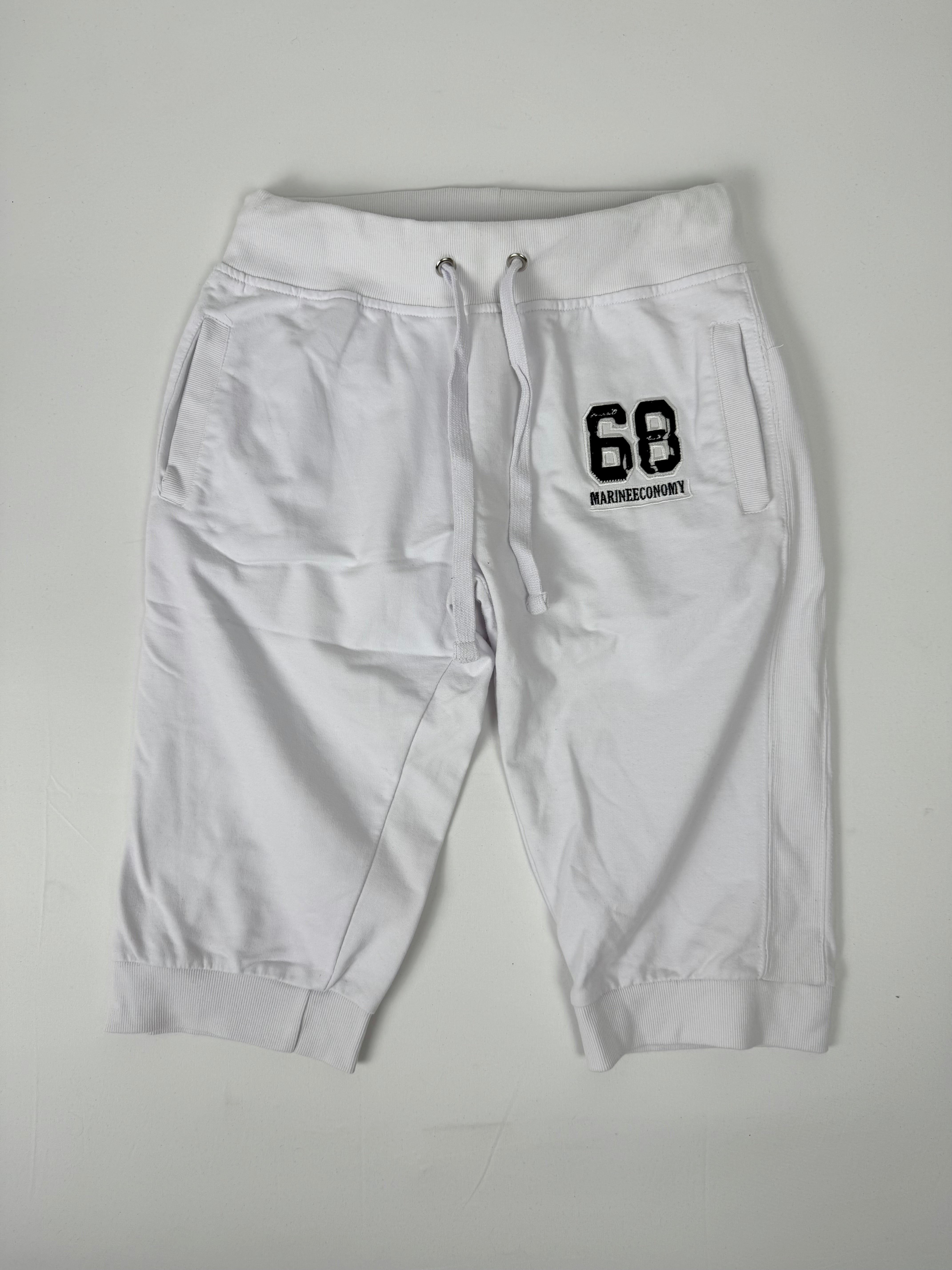 White activewear capri pants (M)