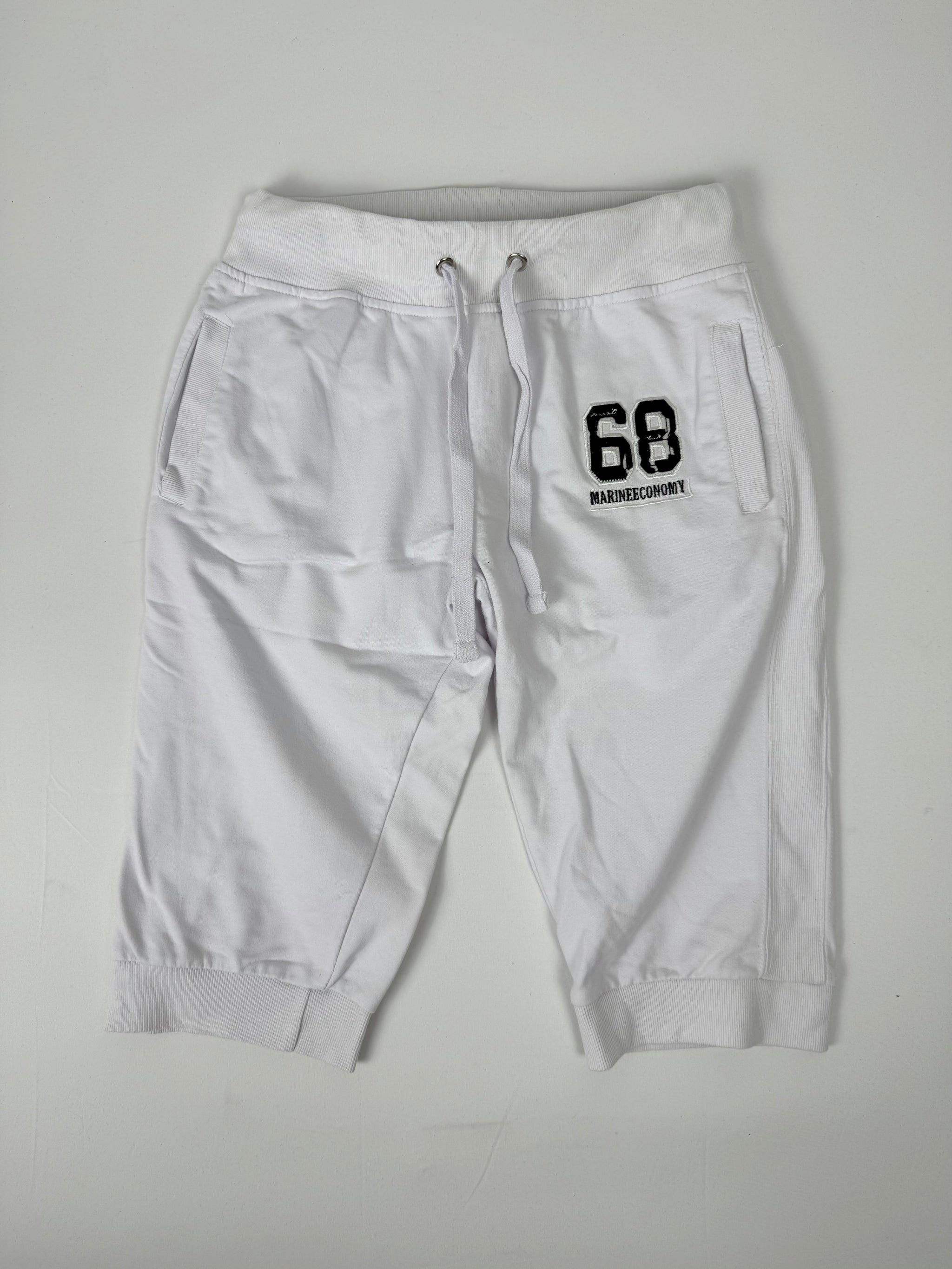 White activewear capri pants (M)