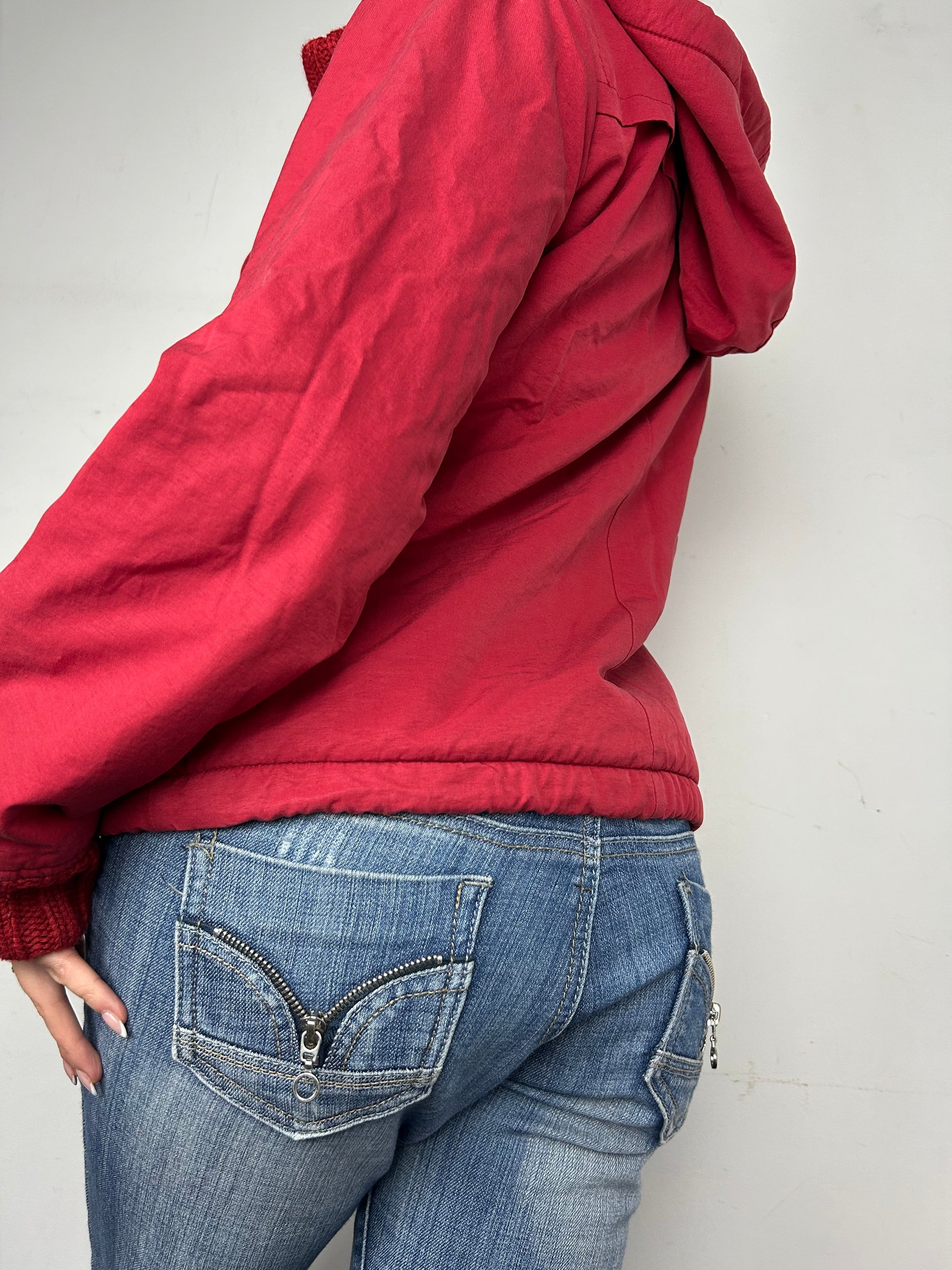 Red  winter puffer jacket (M)