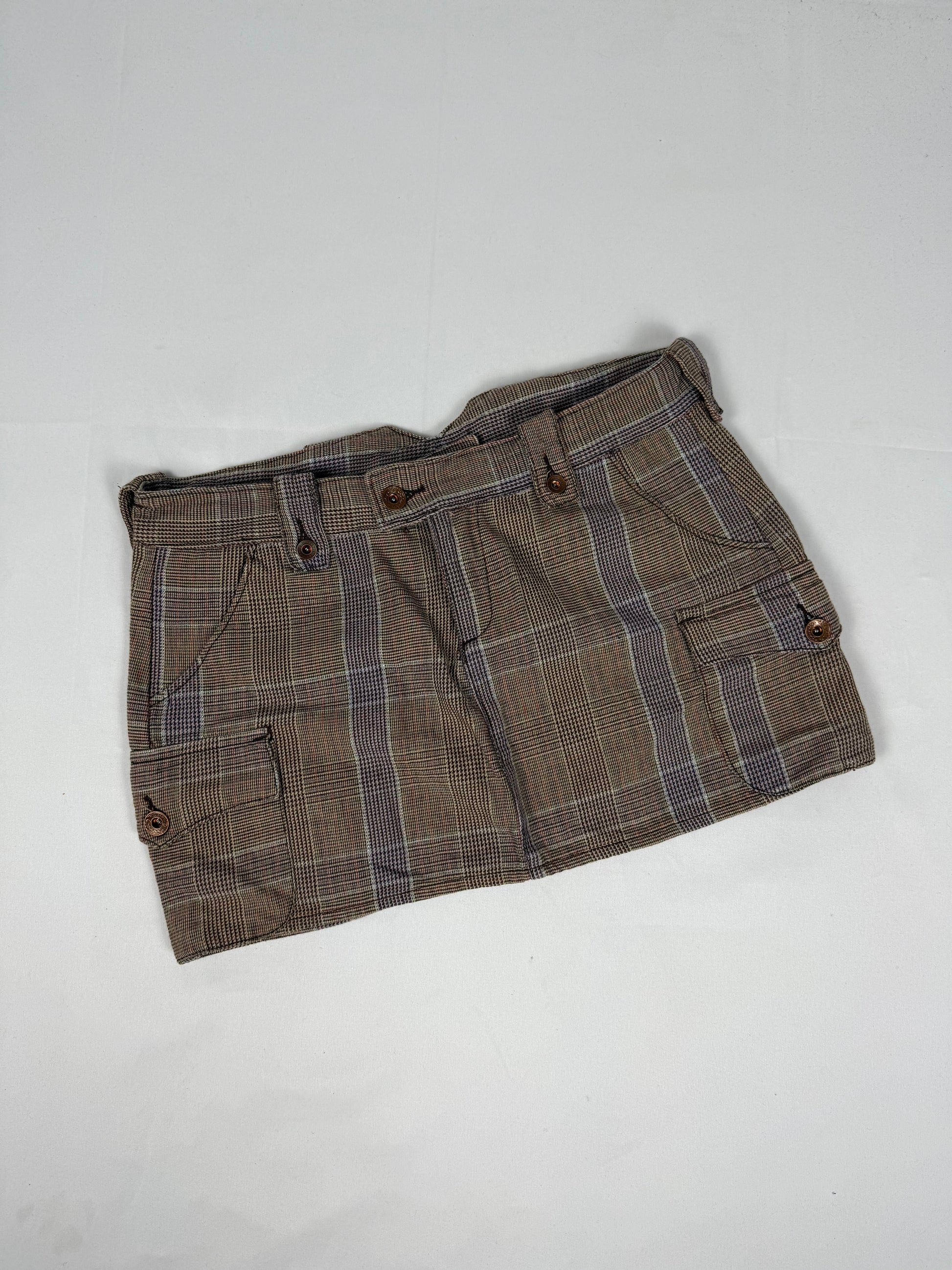 Beige check print low rise cargo mini skirt (S/M)