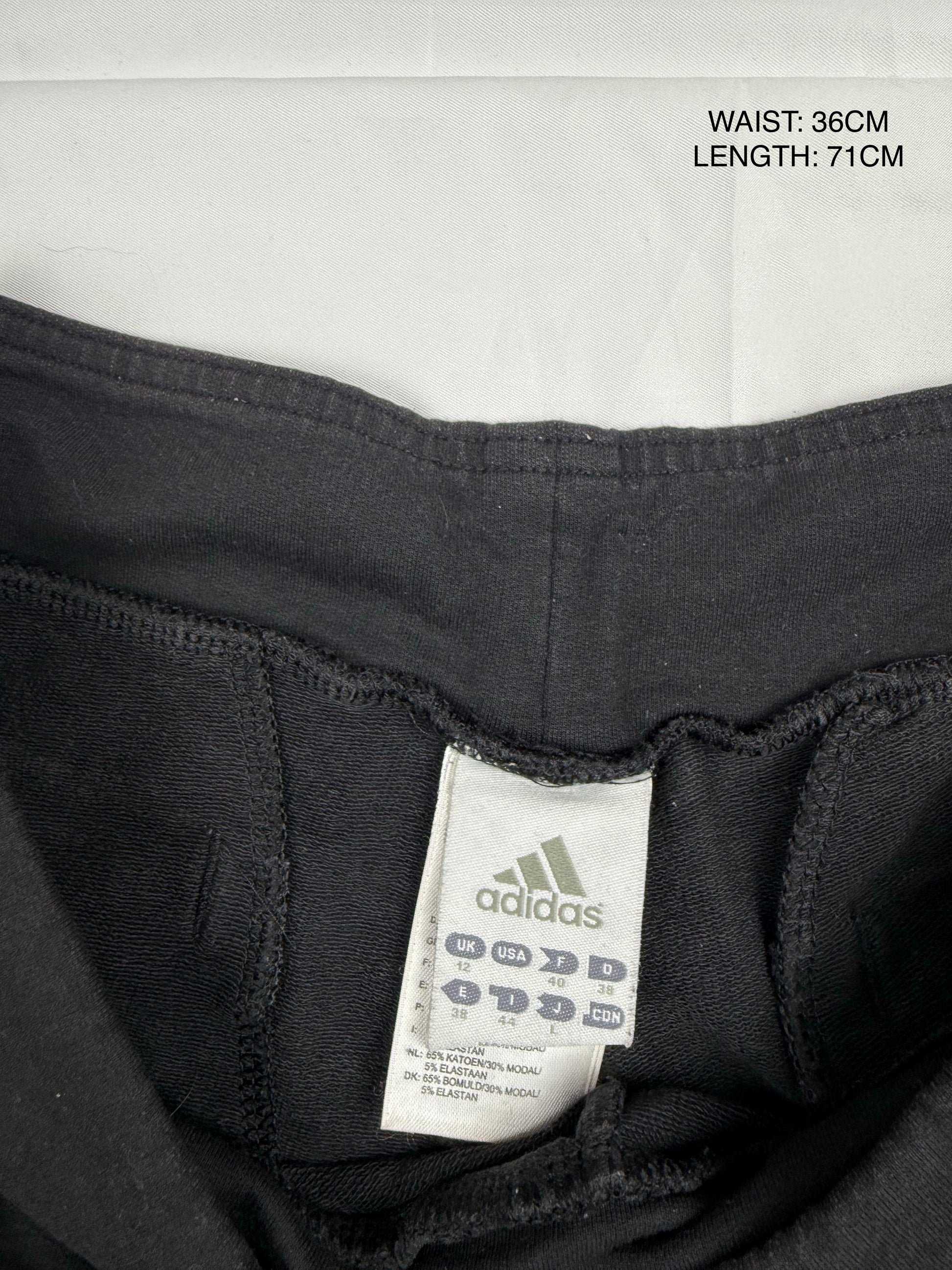 Black low waist capri joggers (S/M)