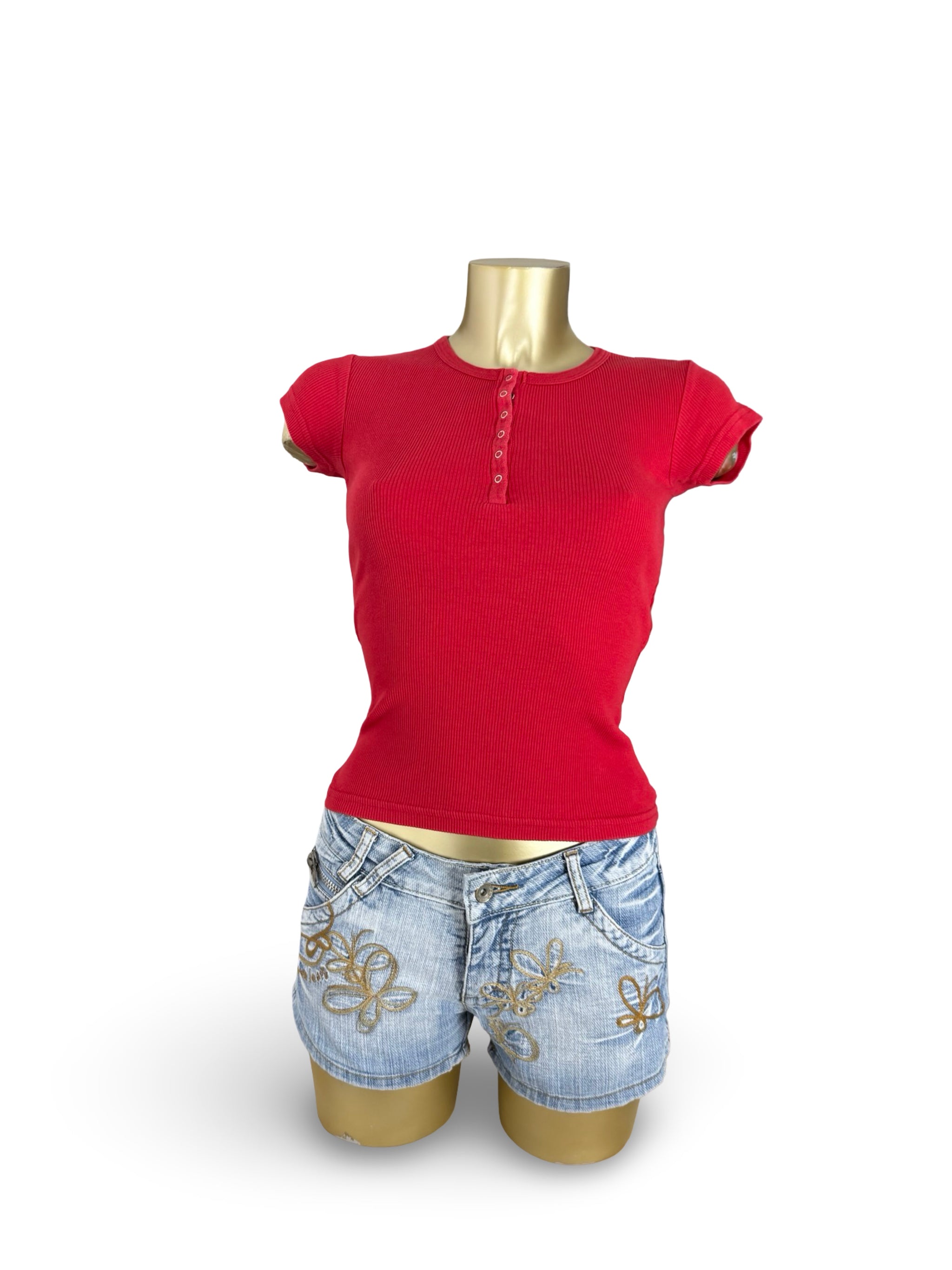 Red tight fit 100% cotton tee (S)