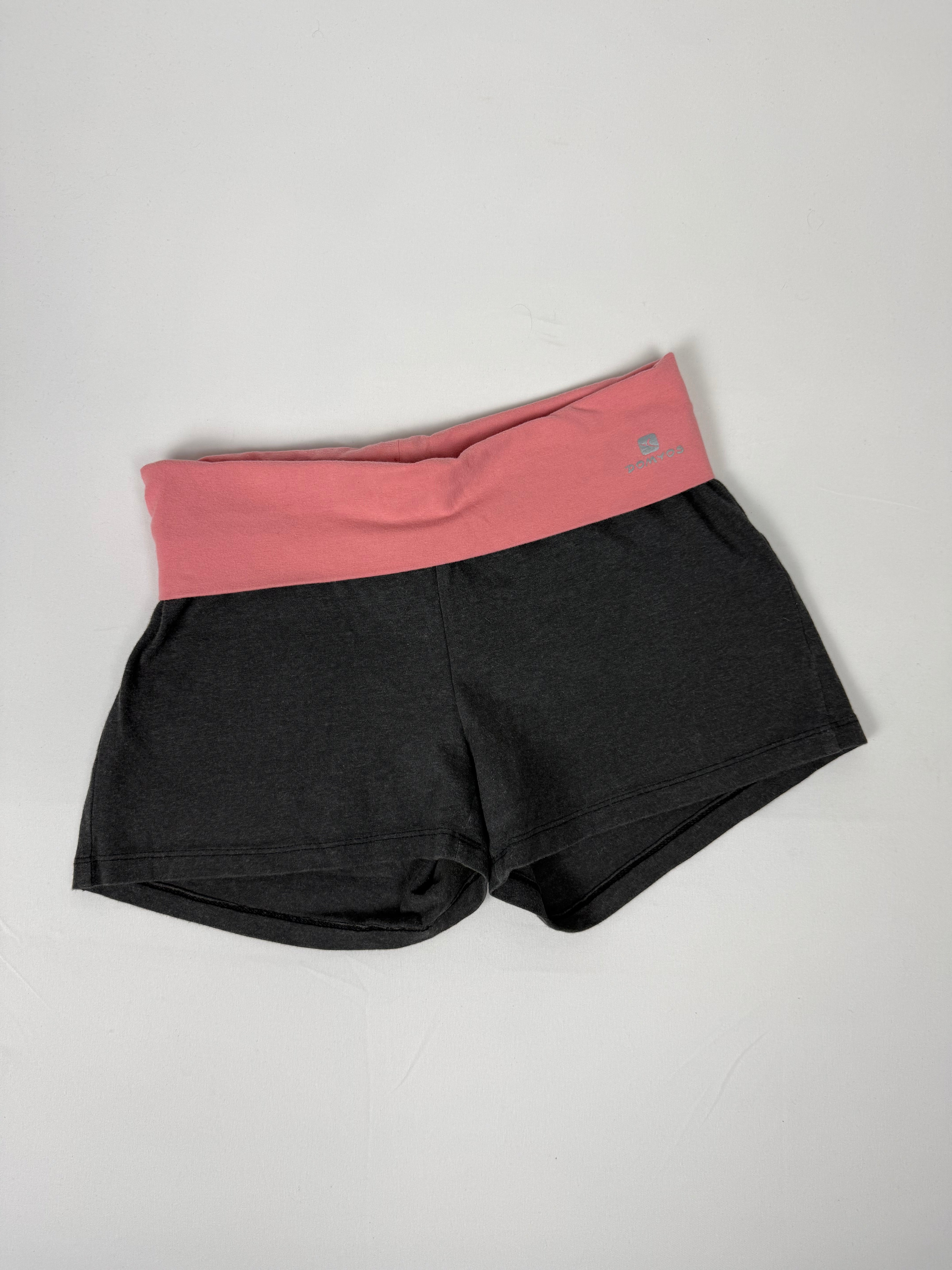 Grey & pink activewear mini short (S)