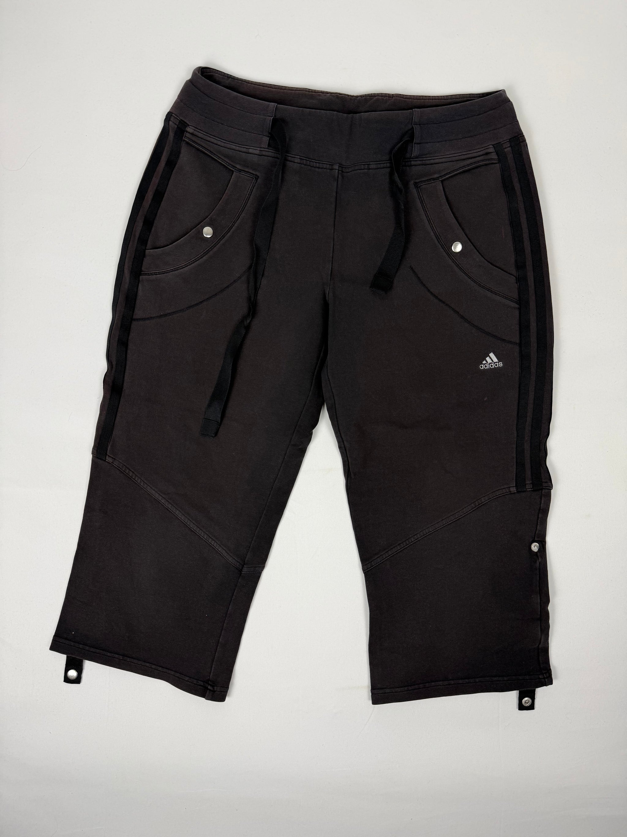 Black activewear capri pants (L)