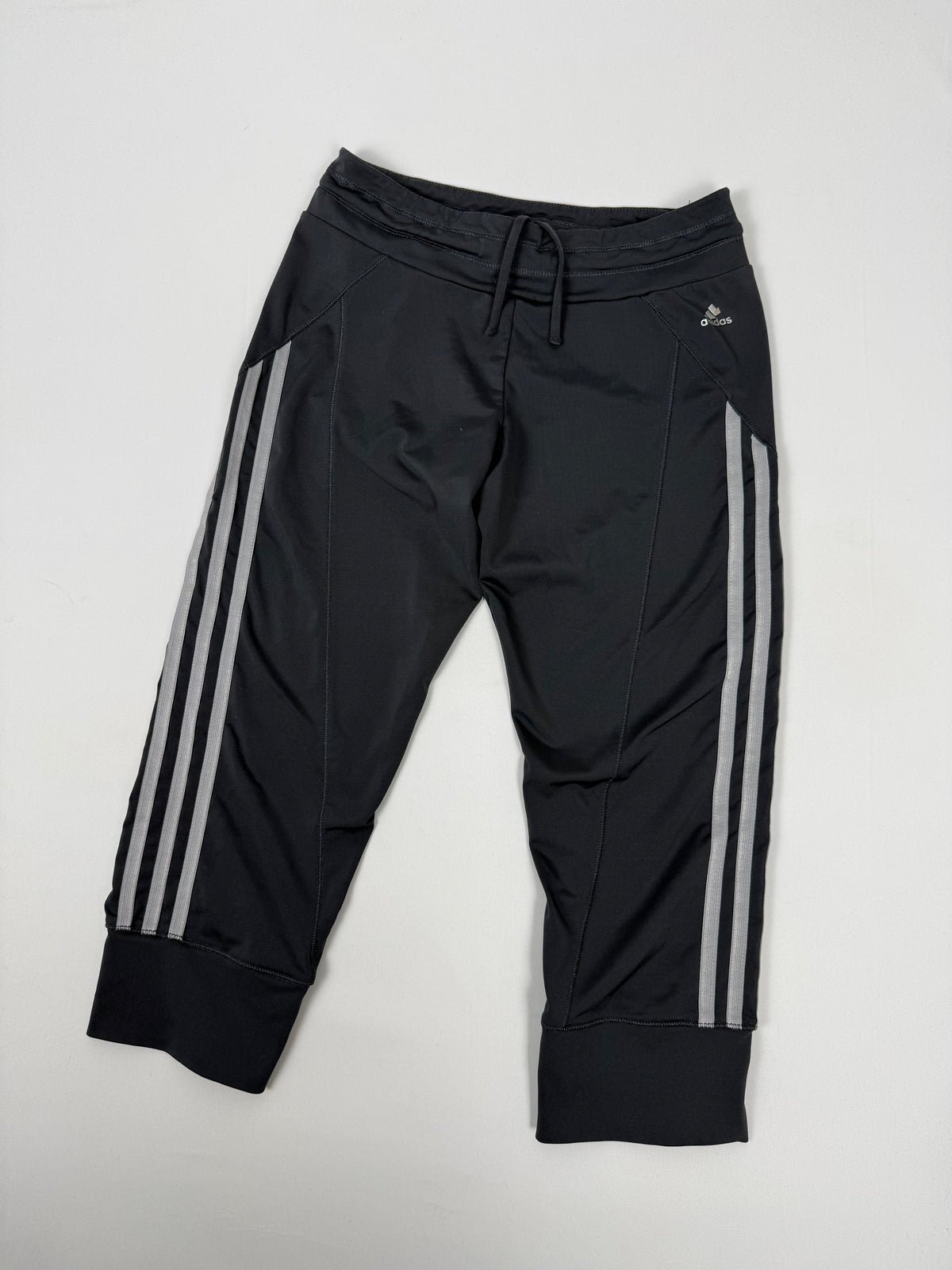 Grey low rise capri pants (S)