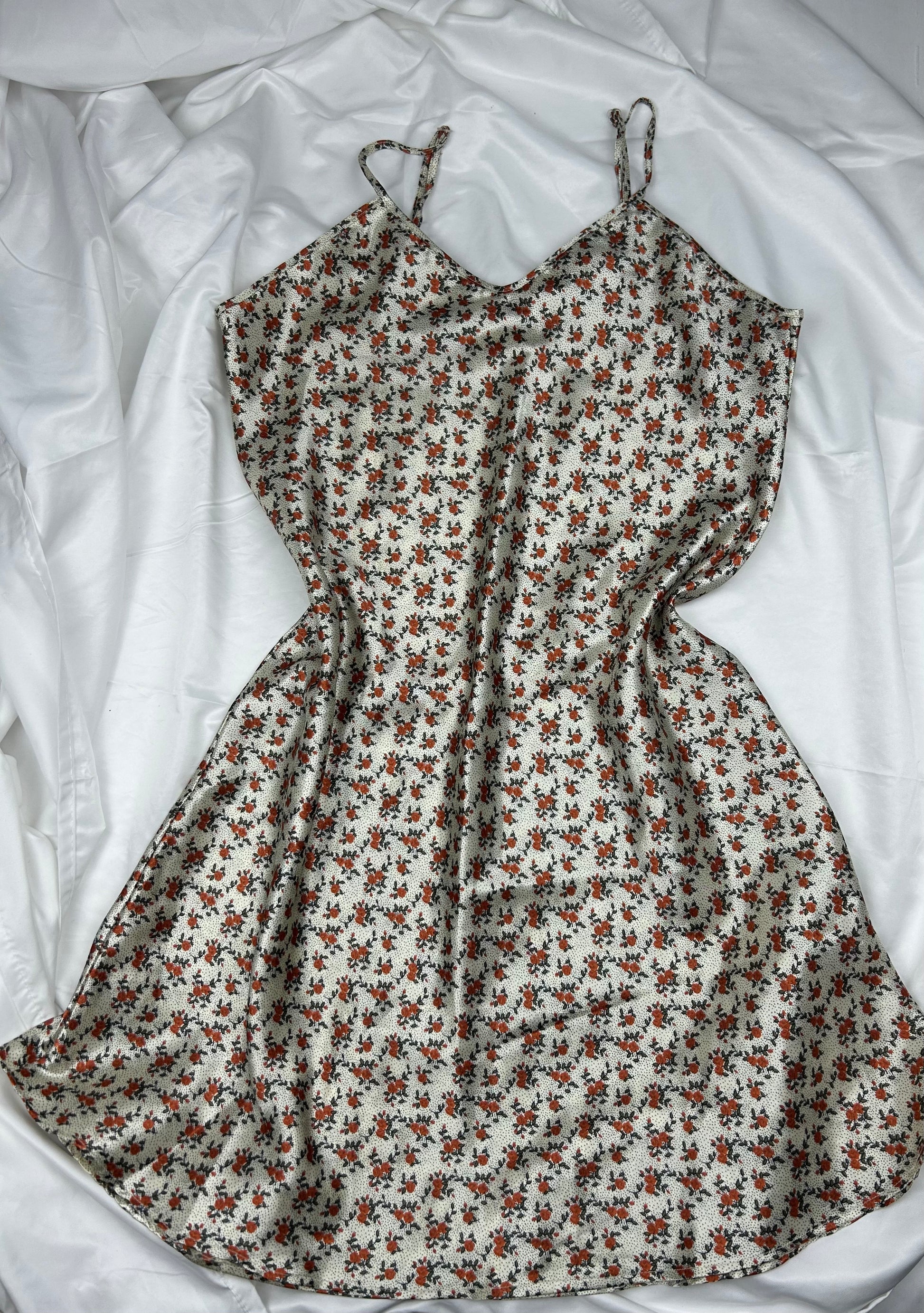 Cream floral print babydoll satin mini dress (M/L)