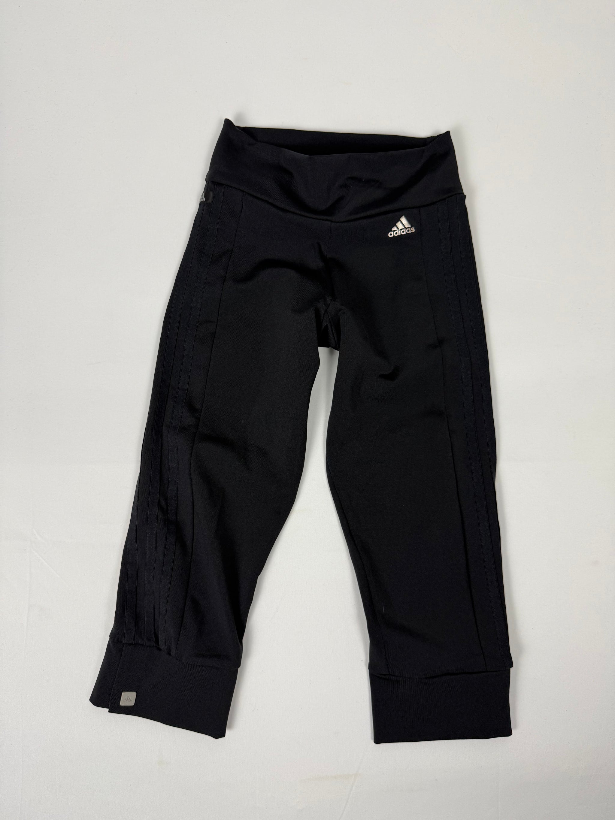 Black activewear capri pants (S)