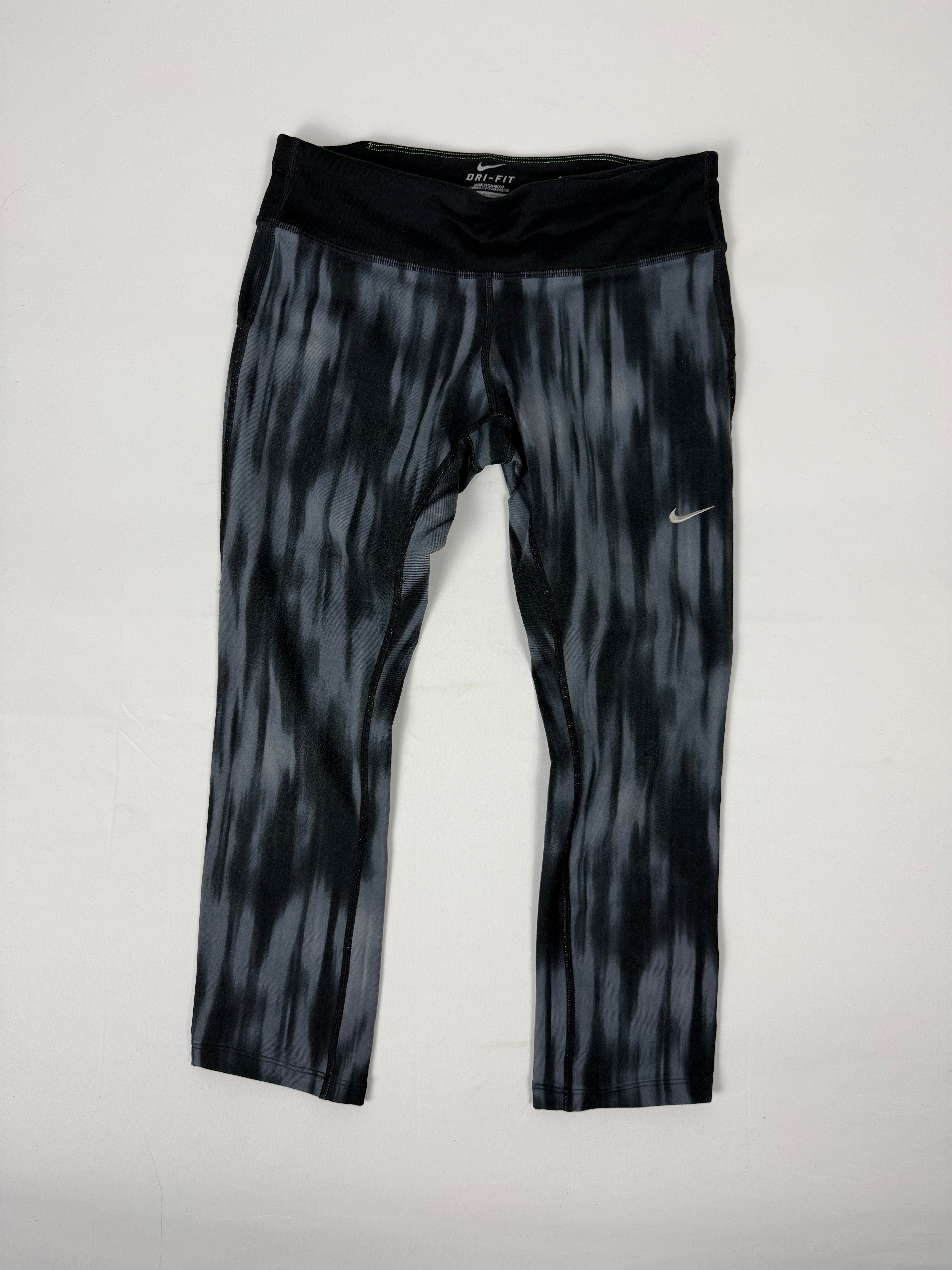 Grey activewear capri pants (S)
