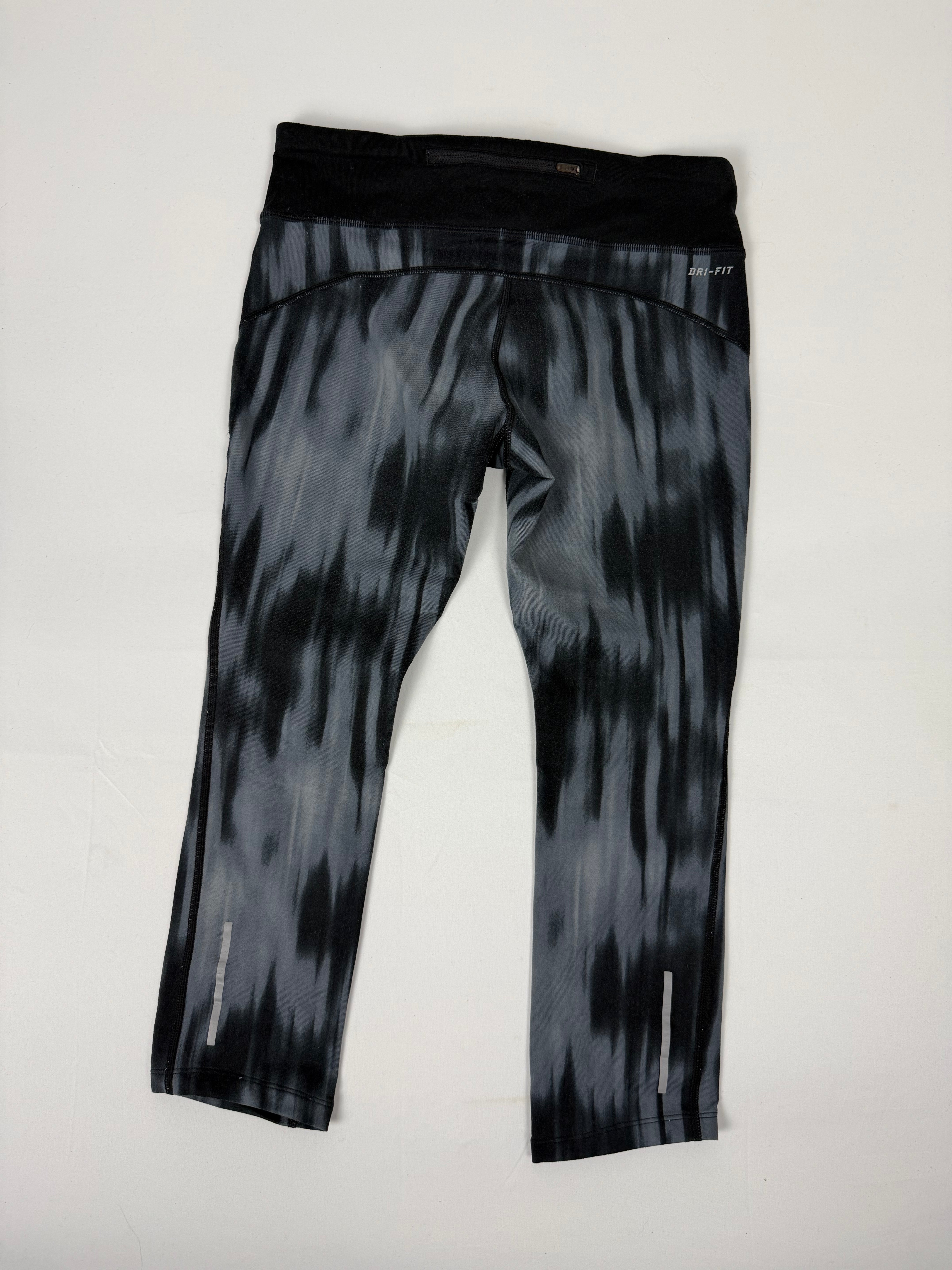 Grey activewear capri pants (S)
