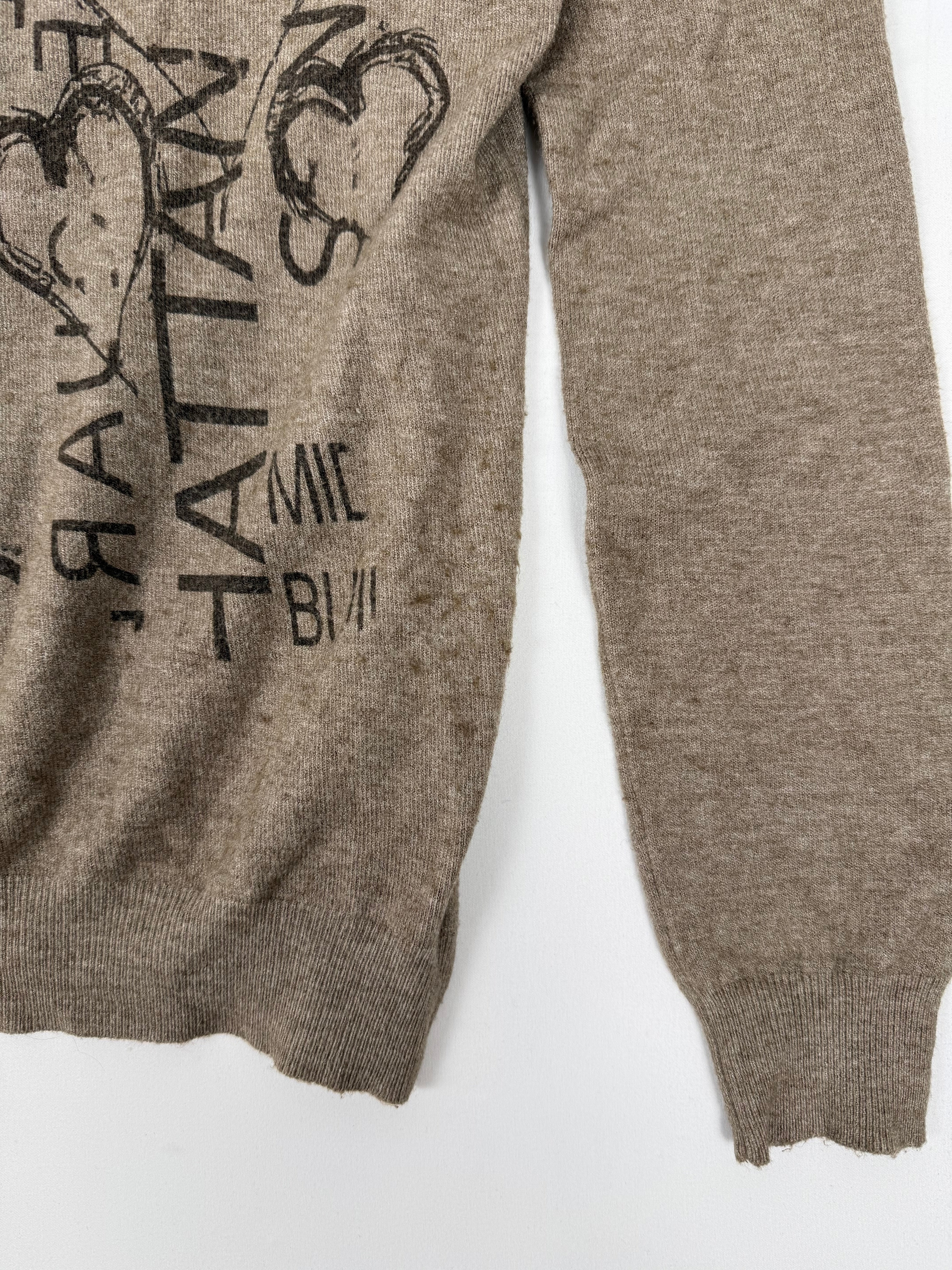Beige graphic super soft jumper (S)