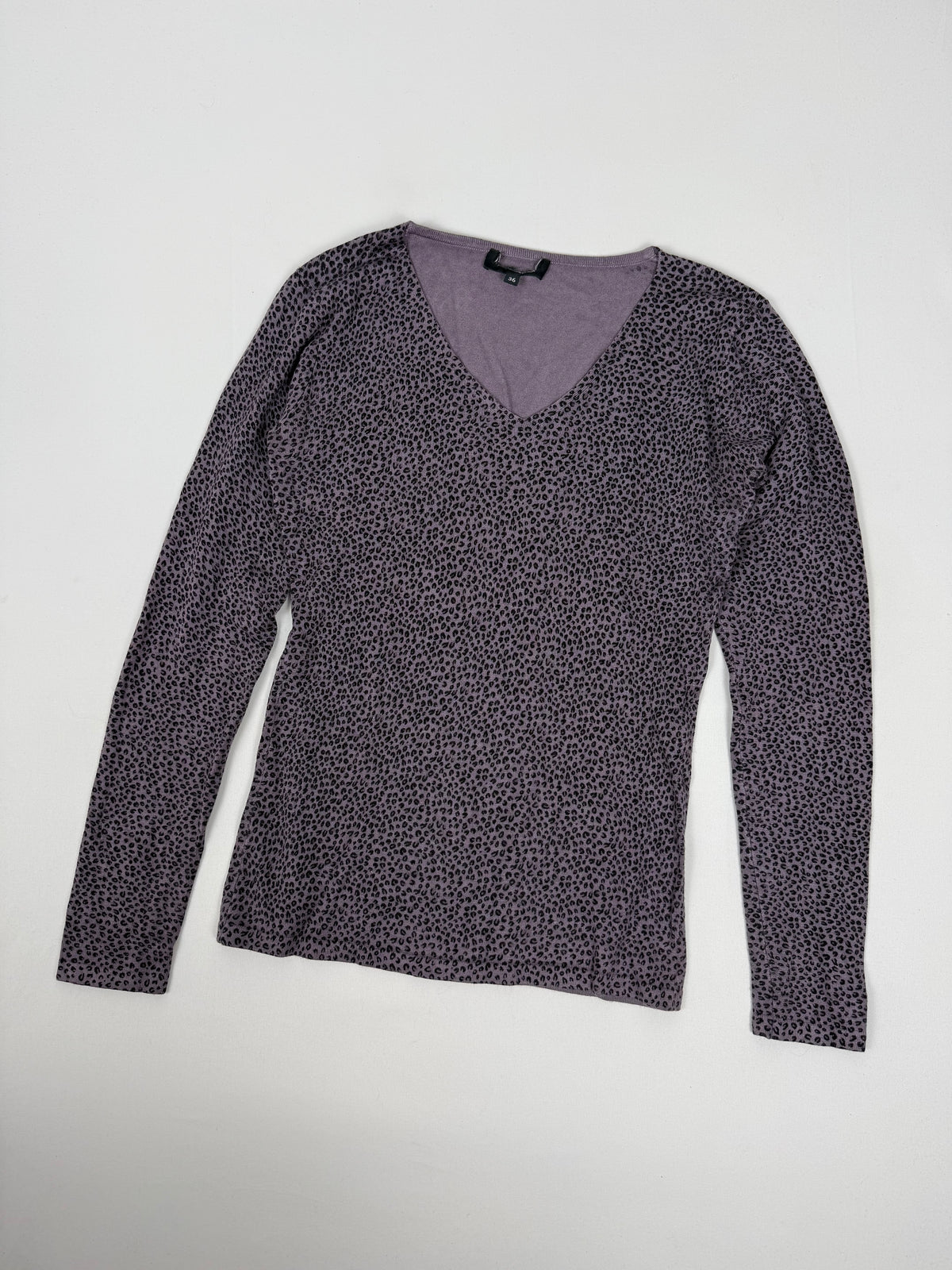 Purple tight fit animal print jumper (S)