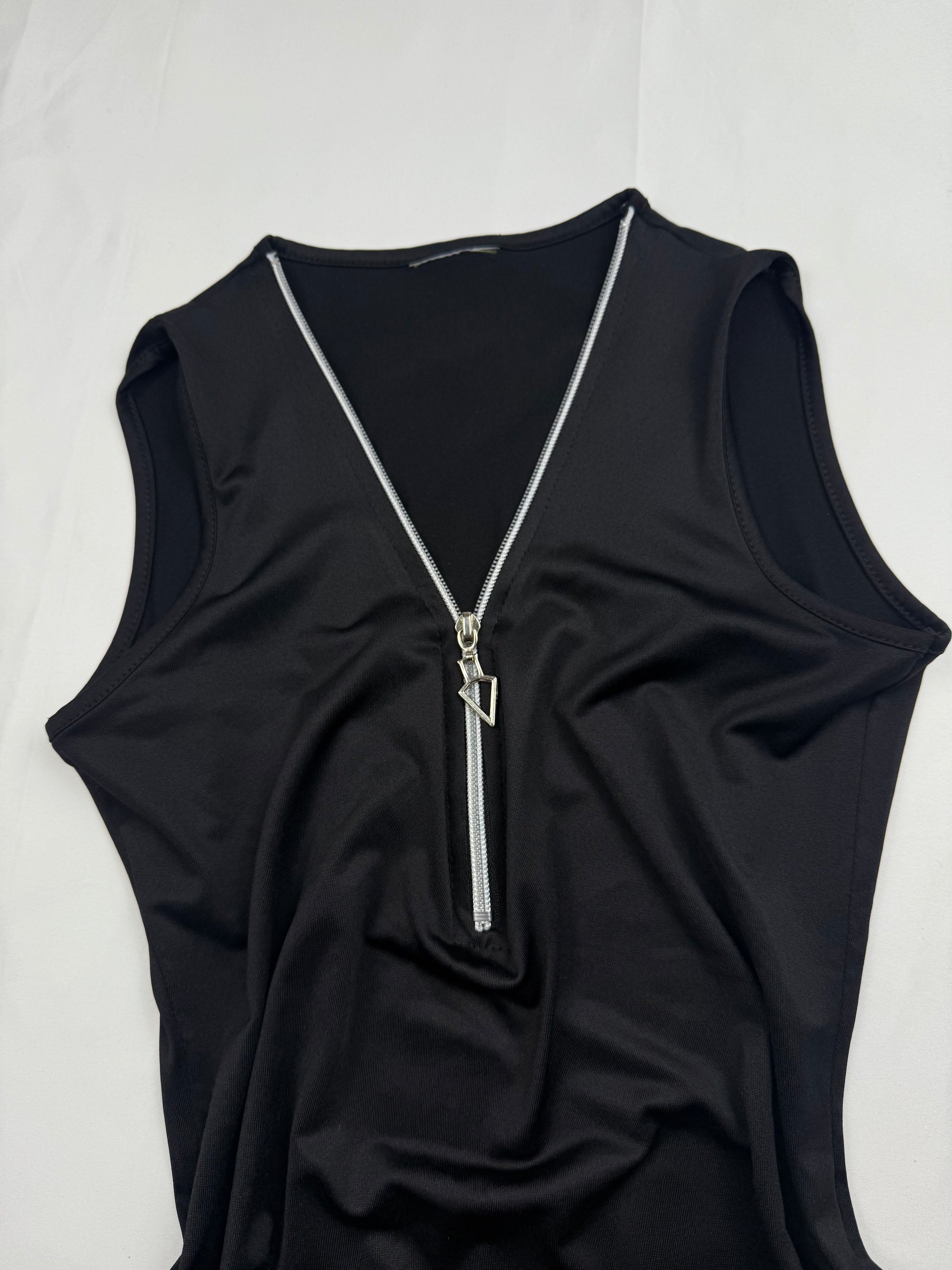 Black zip up tank top (S/M)