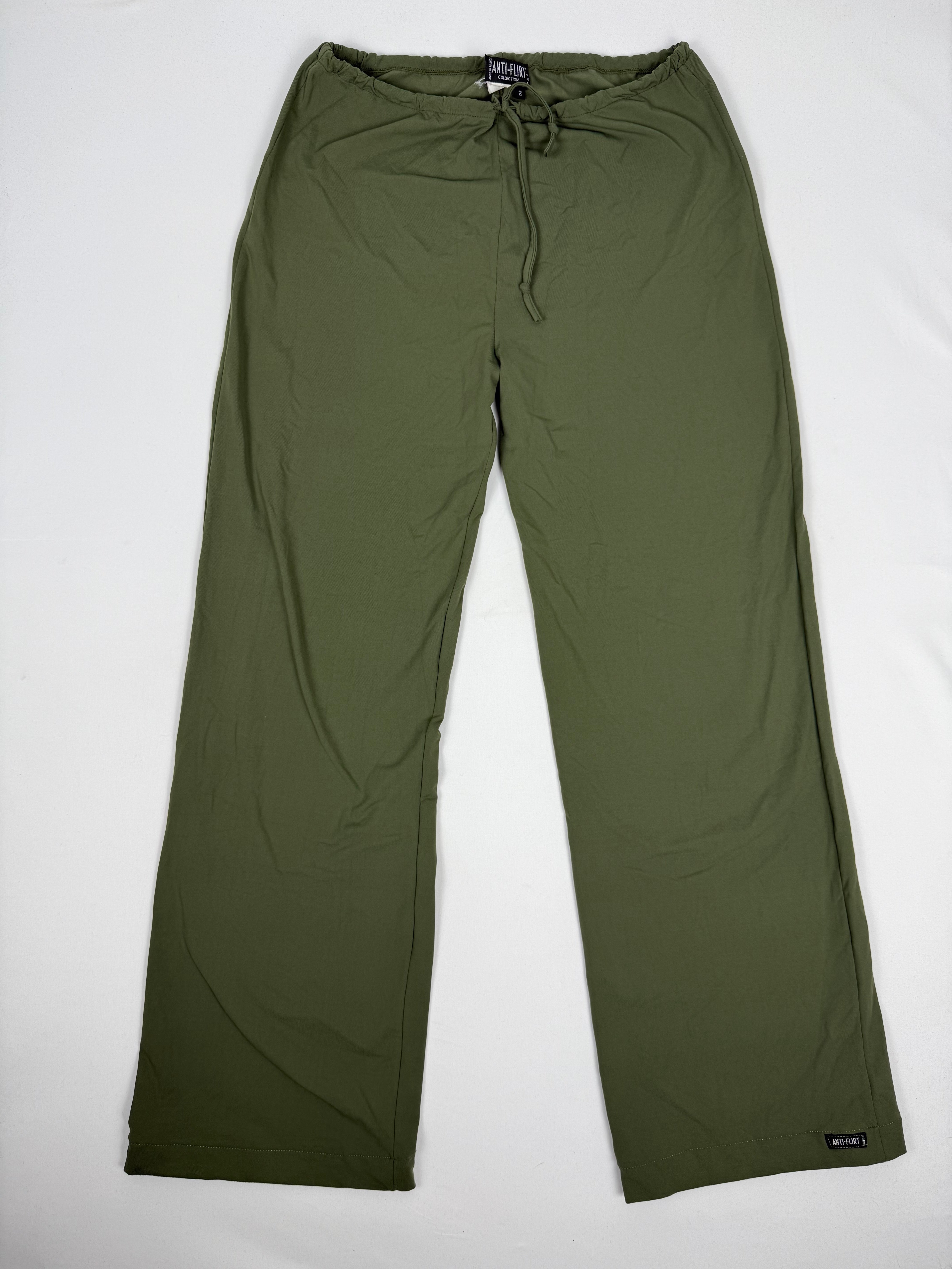 Khaki activewear flare pants (M)