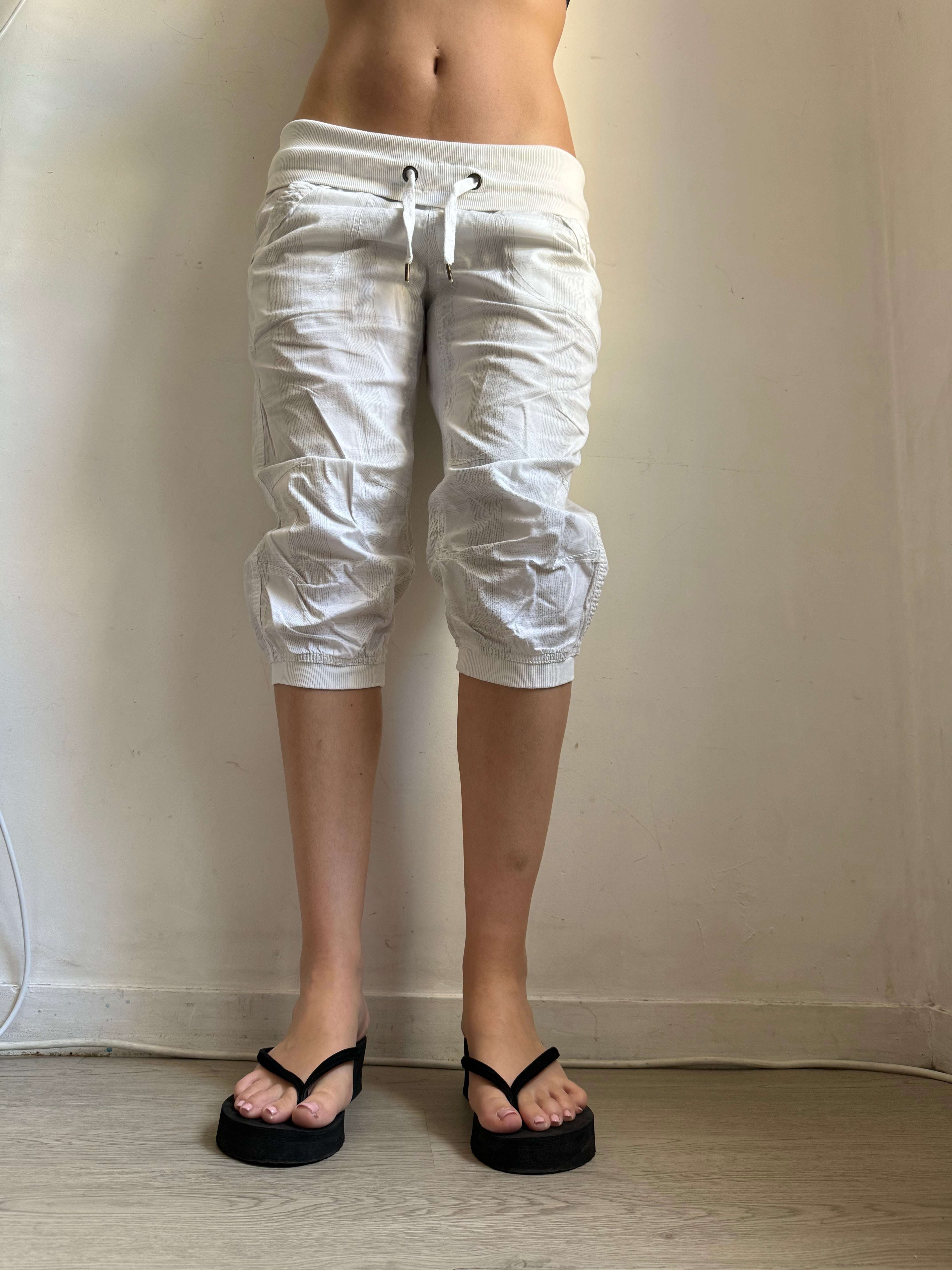 White check print capri pants (M)