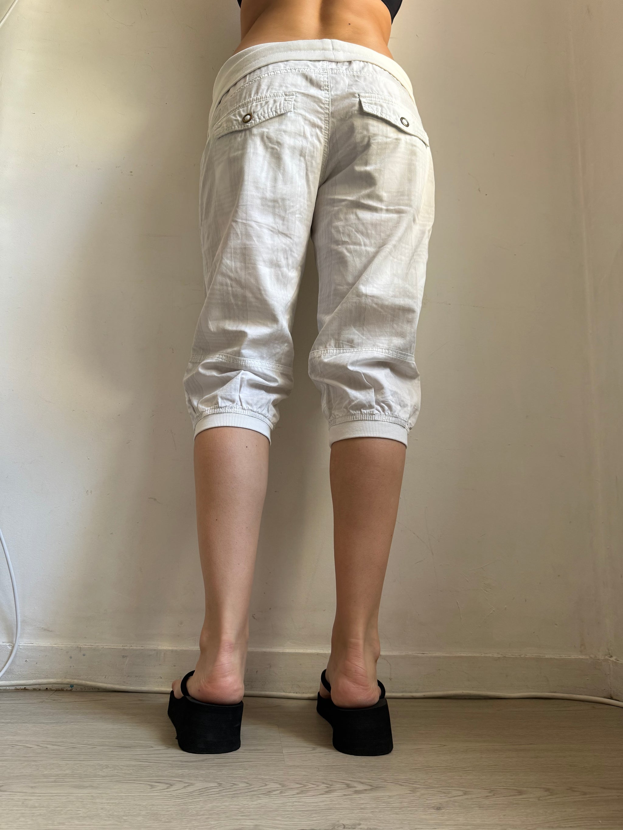 White check print capri pants (M)