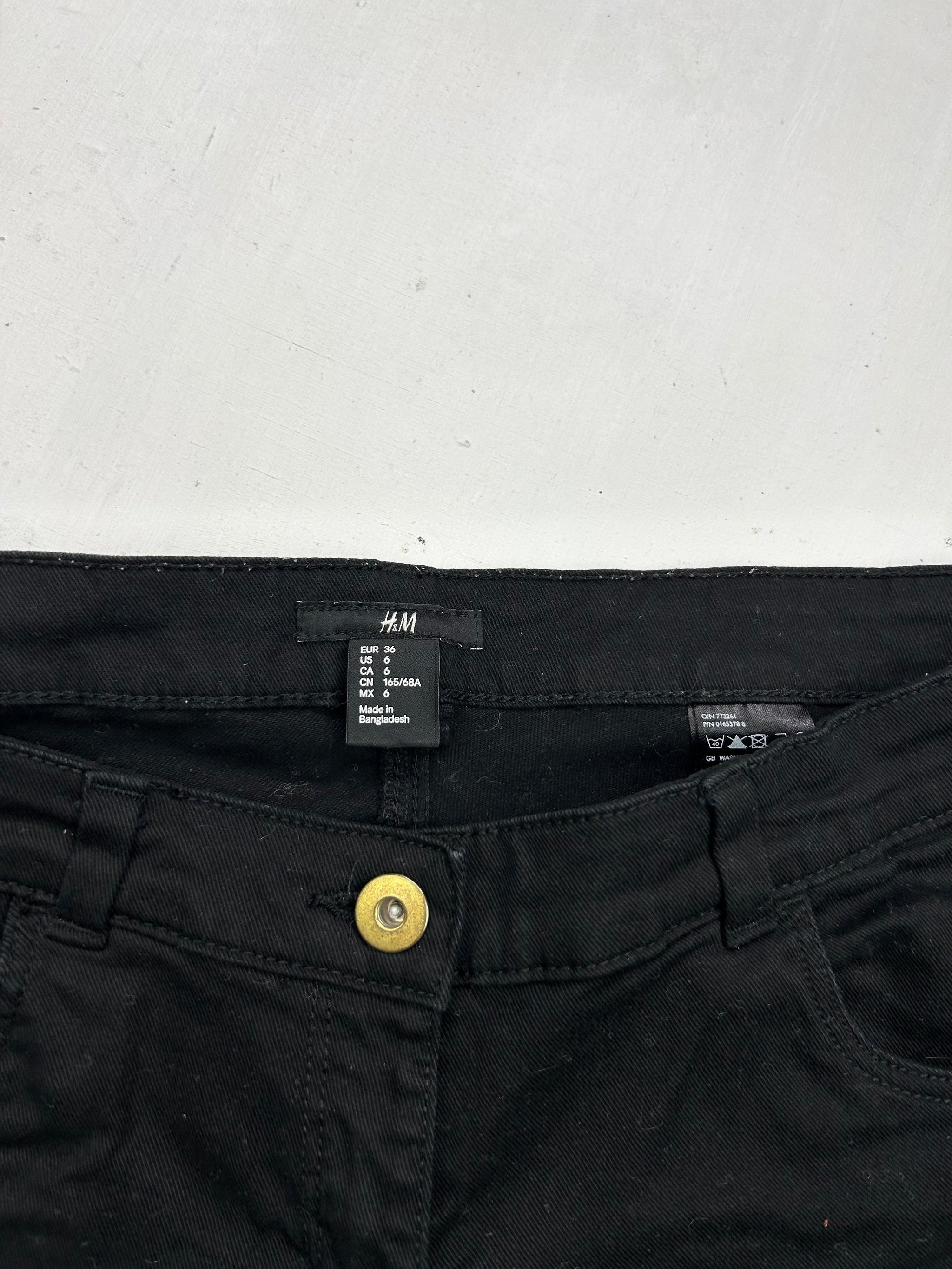 Black denim low rise mini short (S)