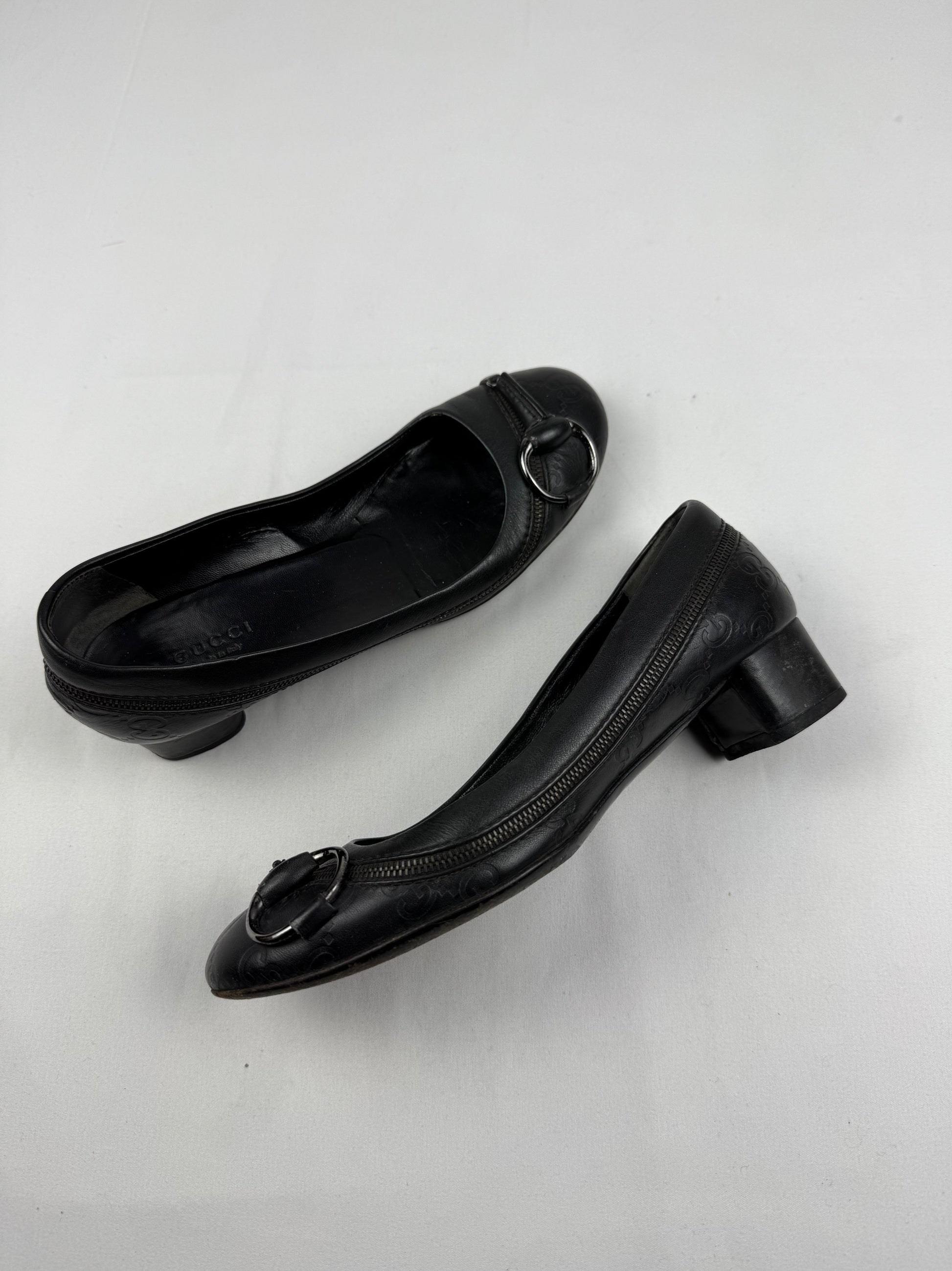 Black monogram ballet flat (36.5)