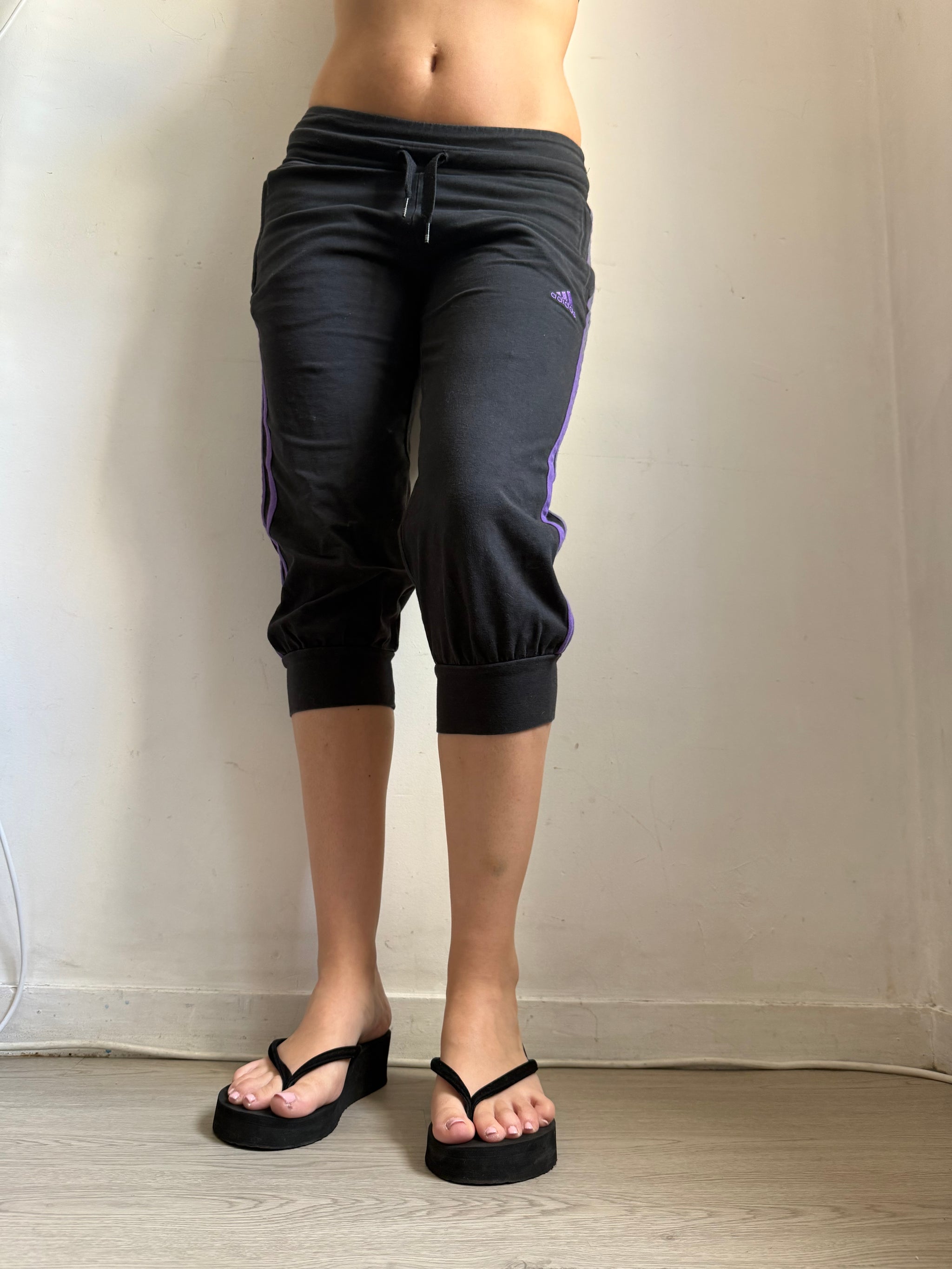 Black & purple activewear capri pants (S)