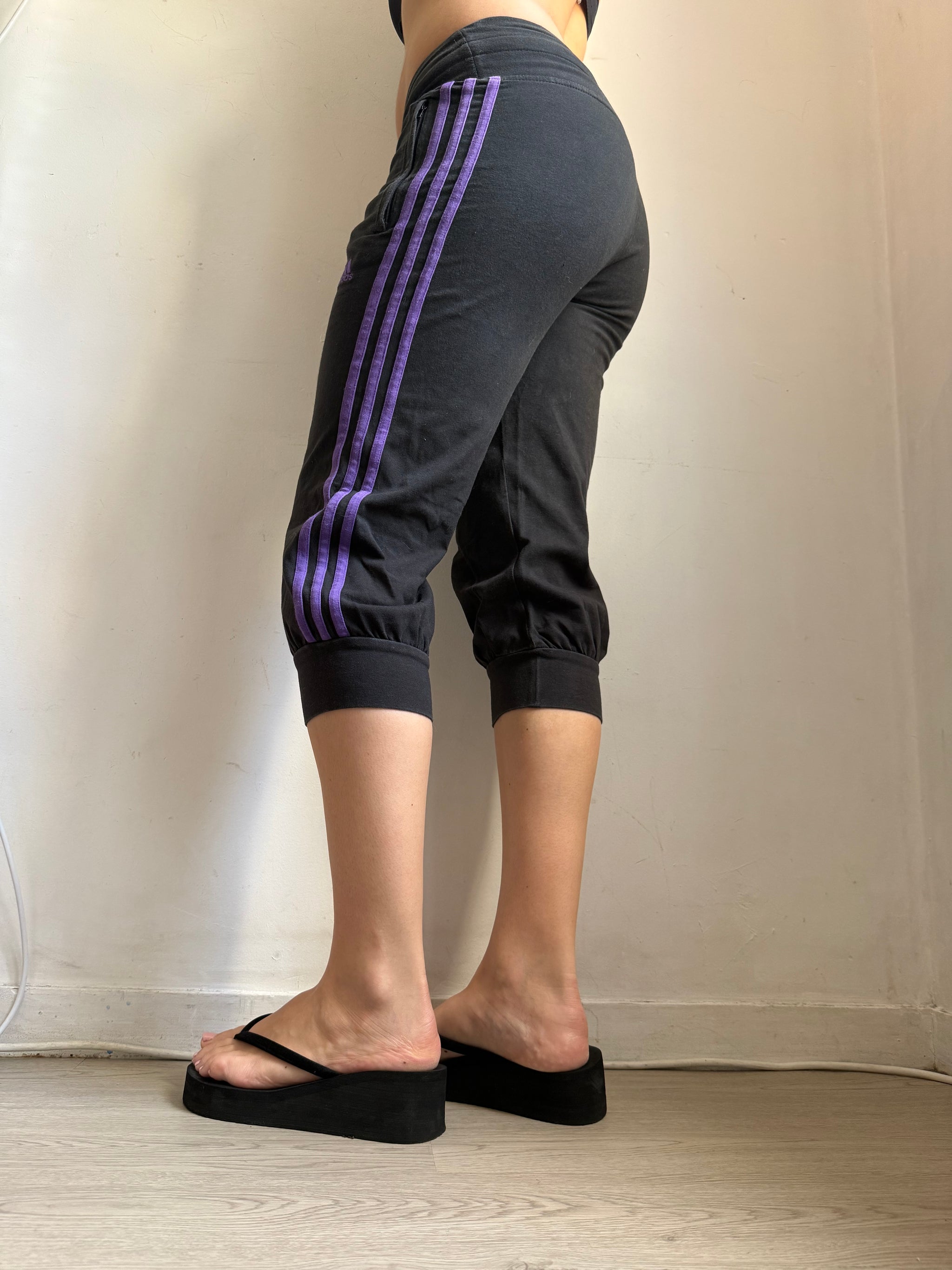 Black & purple activewear capri pants (S)