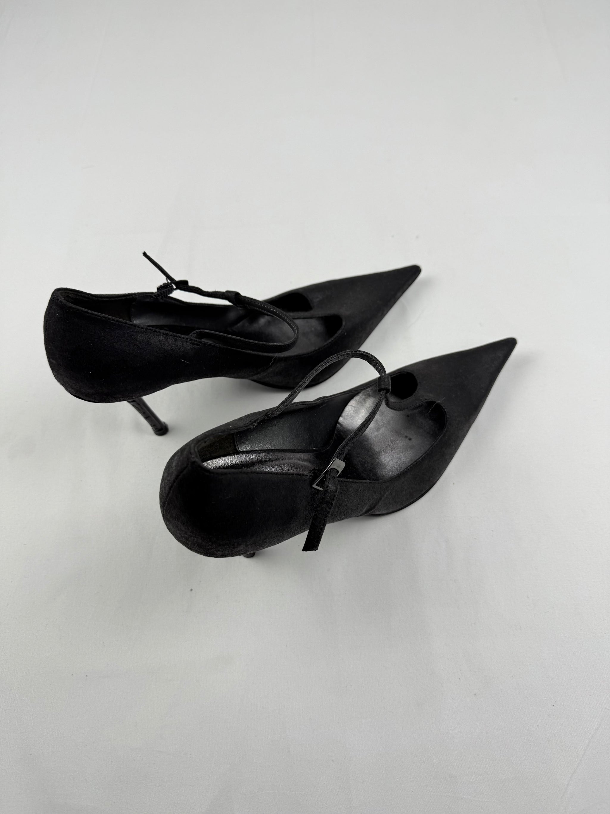 Black real leather pointed toes heels (39)