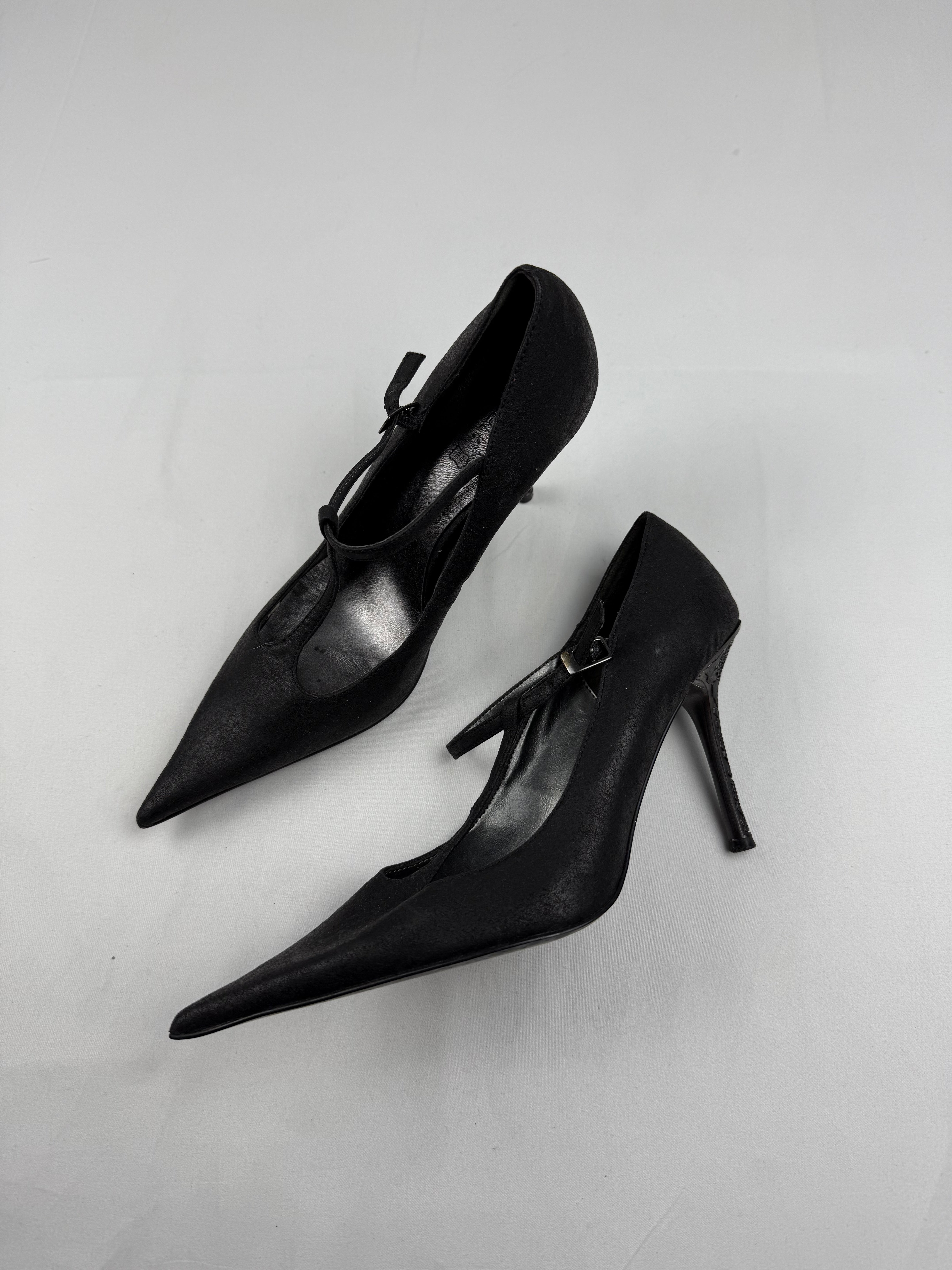 Black real leather pointed toes heels (39)