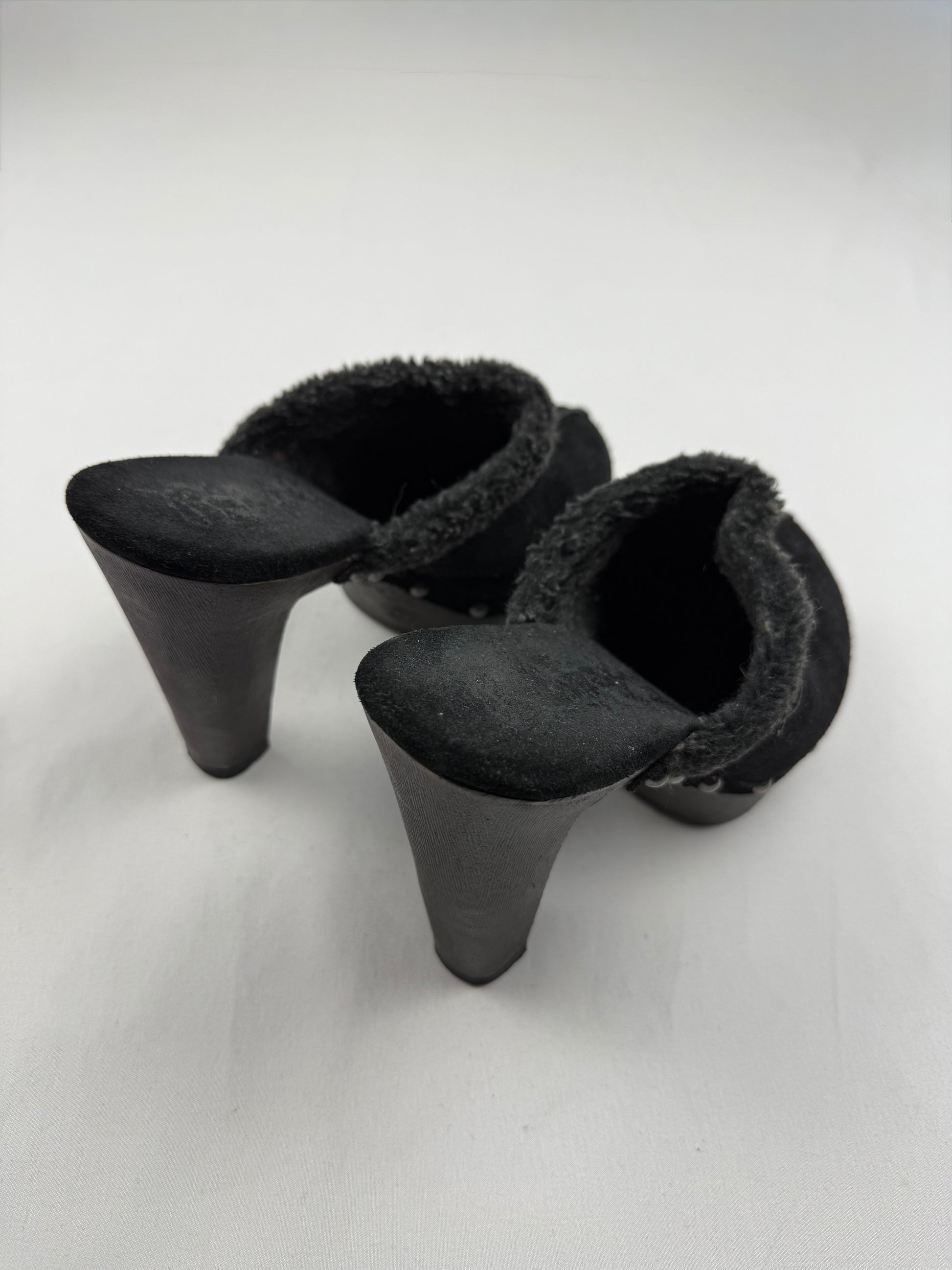 Black inside fleece suede leather heels mules (36)