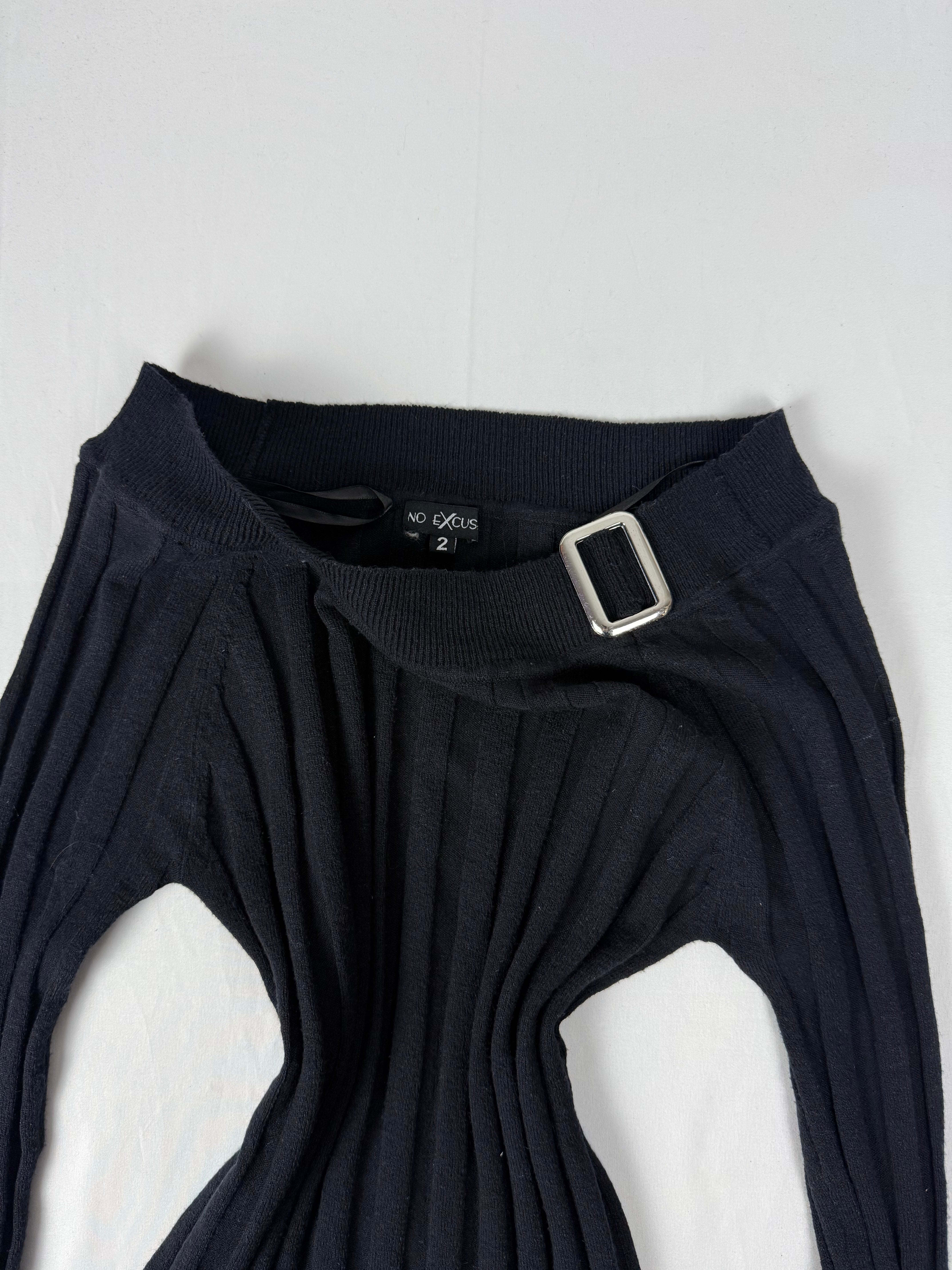 Black off shoulder buckle long sleeves top (S/M)