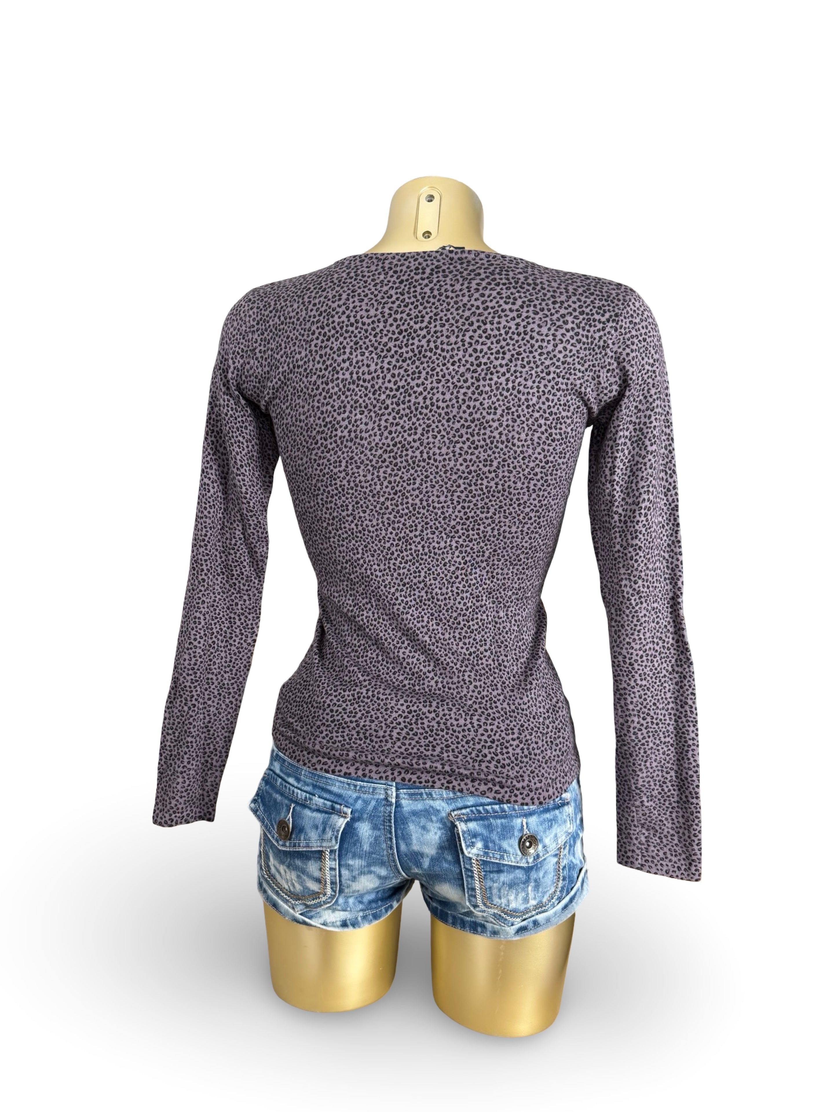 Purple tight fit animal print jumper (S)