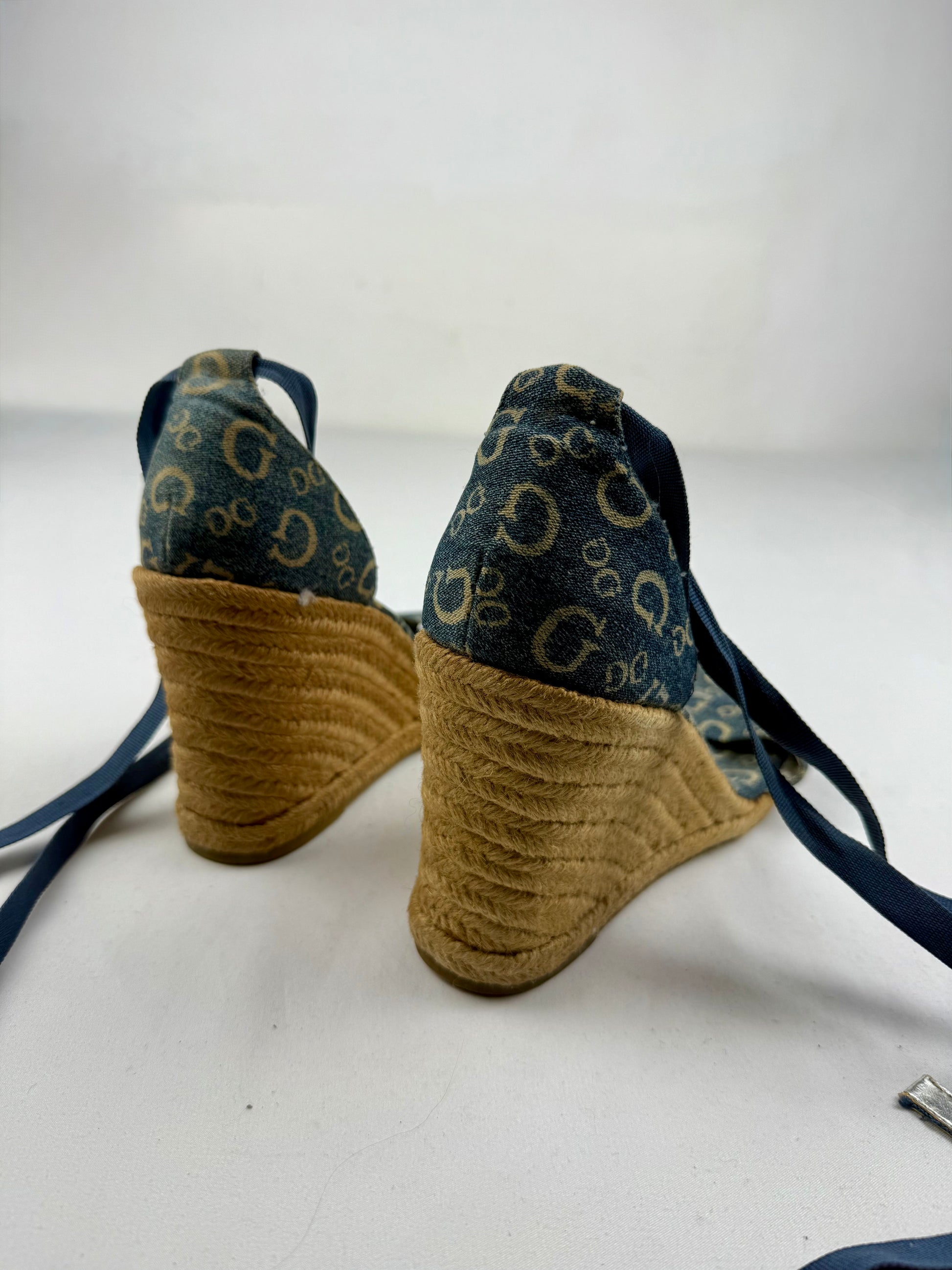Blue monogram tie up wedge heels (41)