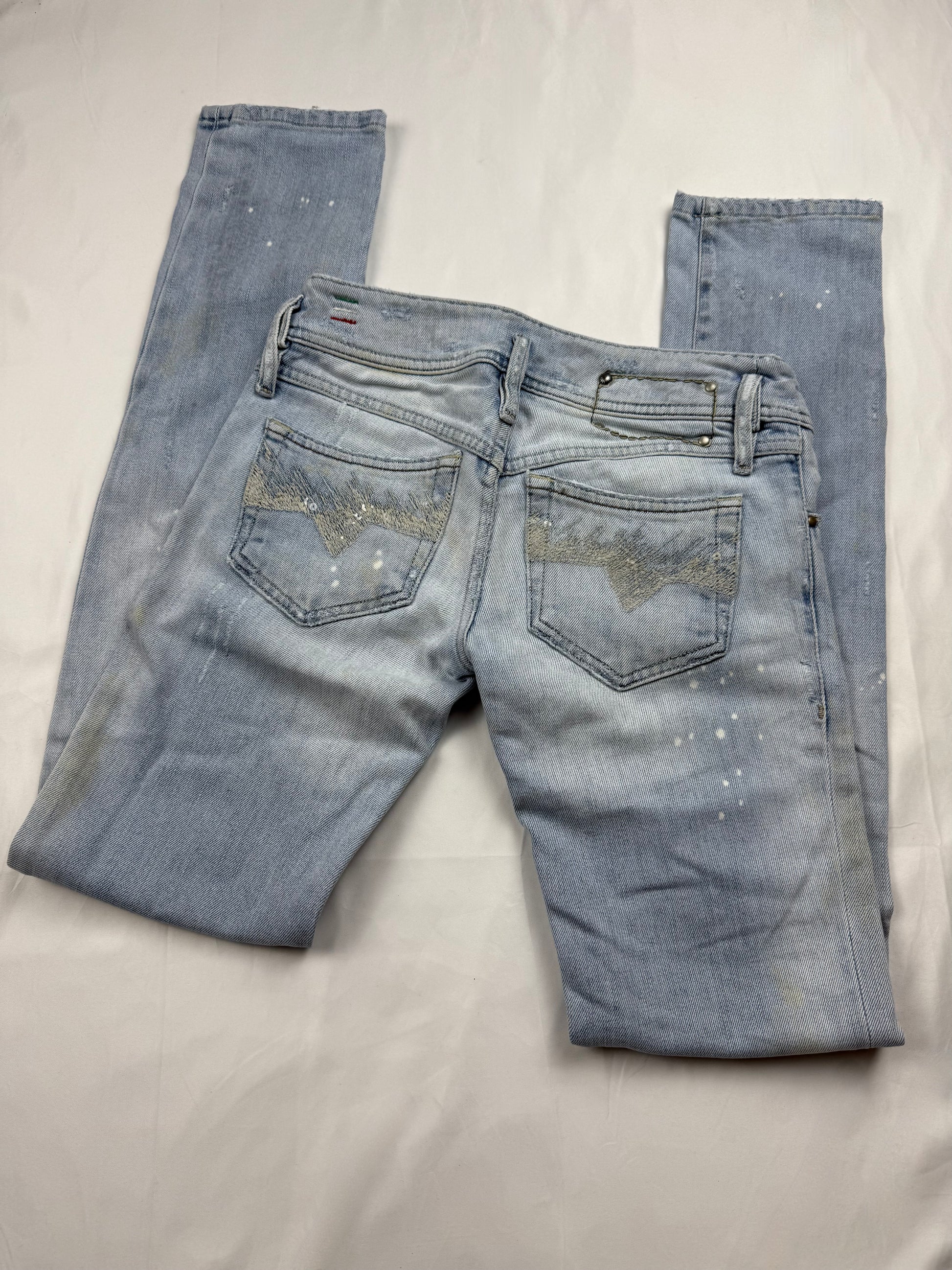 Blue denim low rise straight legs pants (XS)