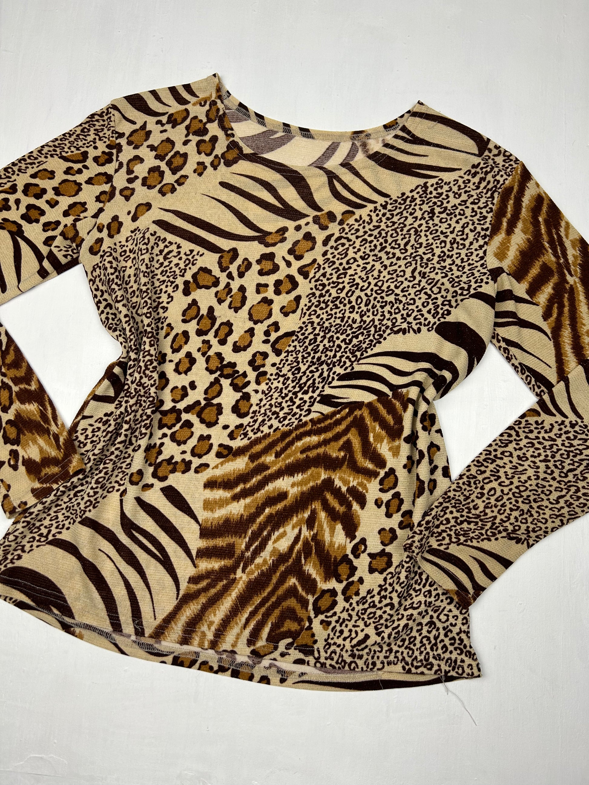 Panther print super soft jumper (L)