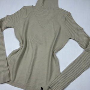 Beige turtleneck jumper (S/M)