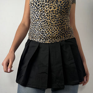 Black cotton low rise pleated mini skirt (S)