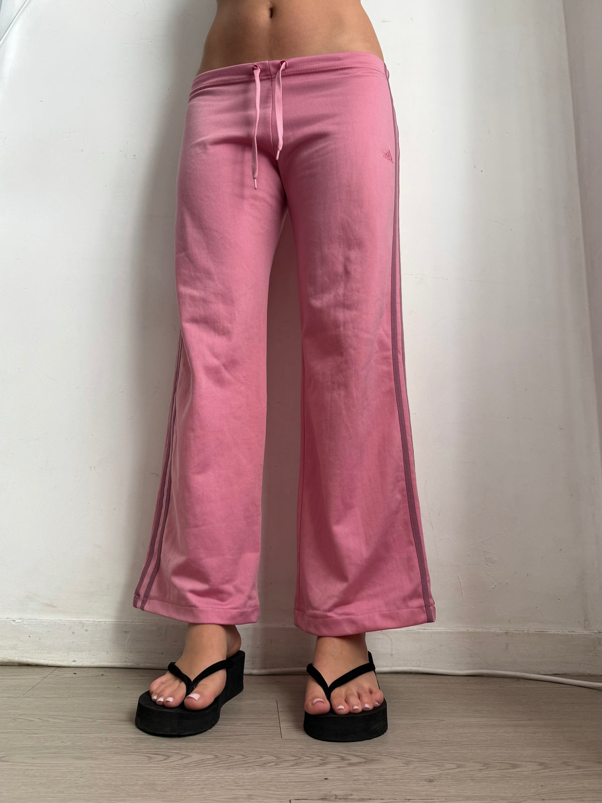 Pink low rise joggers pants (M)