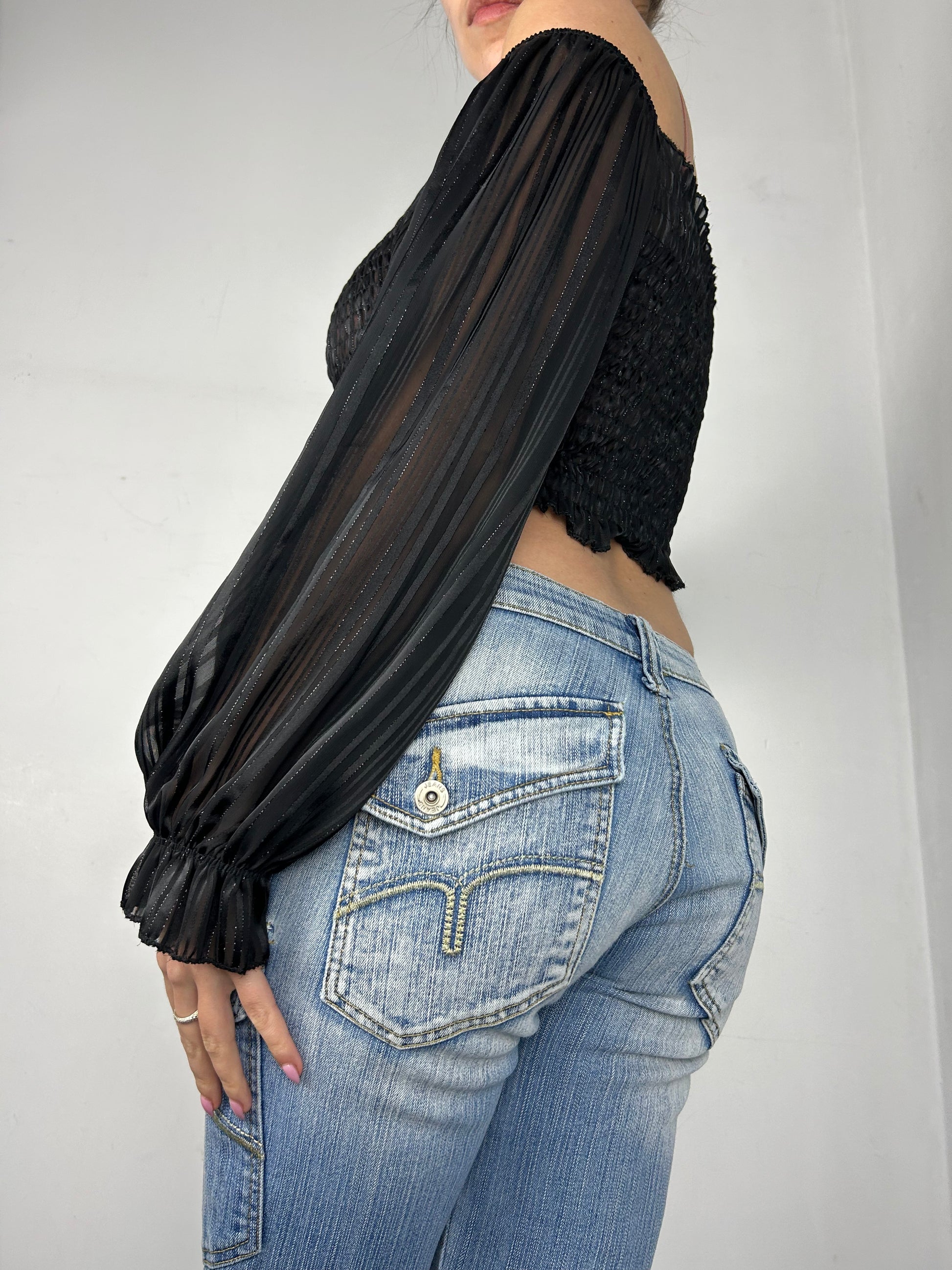 Black bardot long sleeves top (S/M)