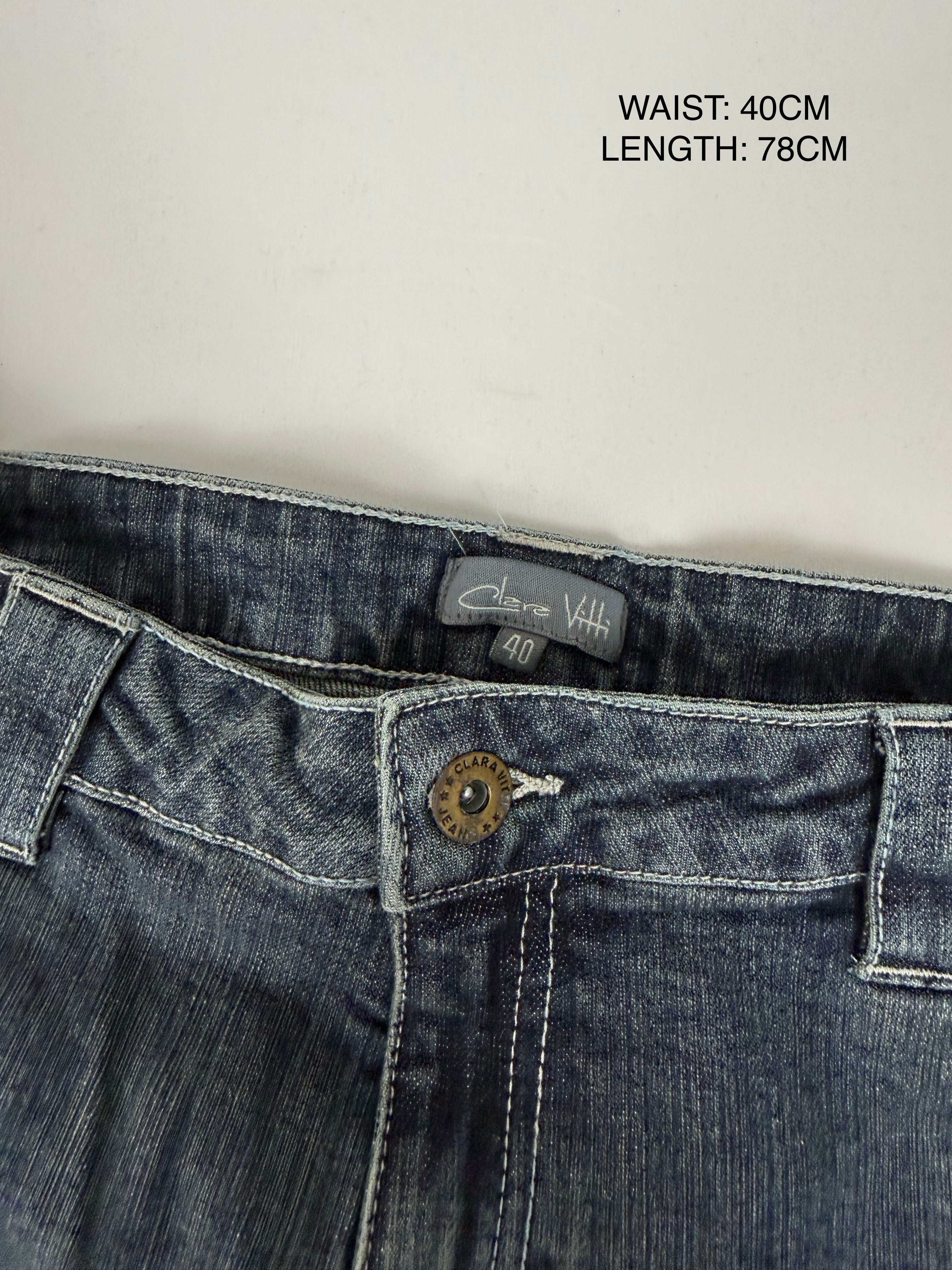 Navy denim capri pants (M)