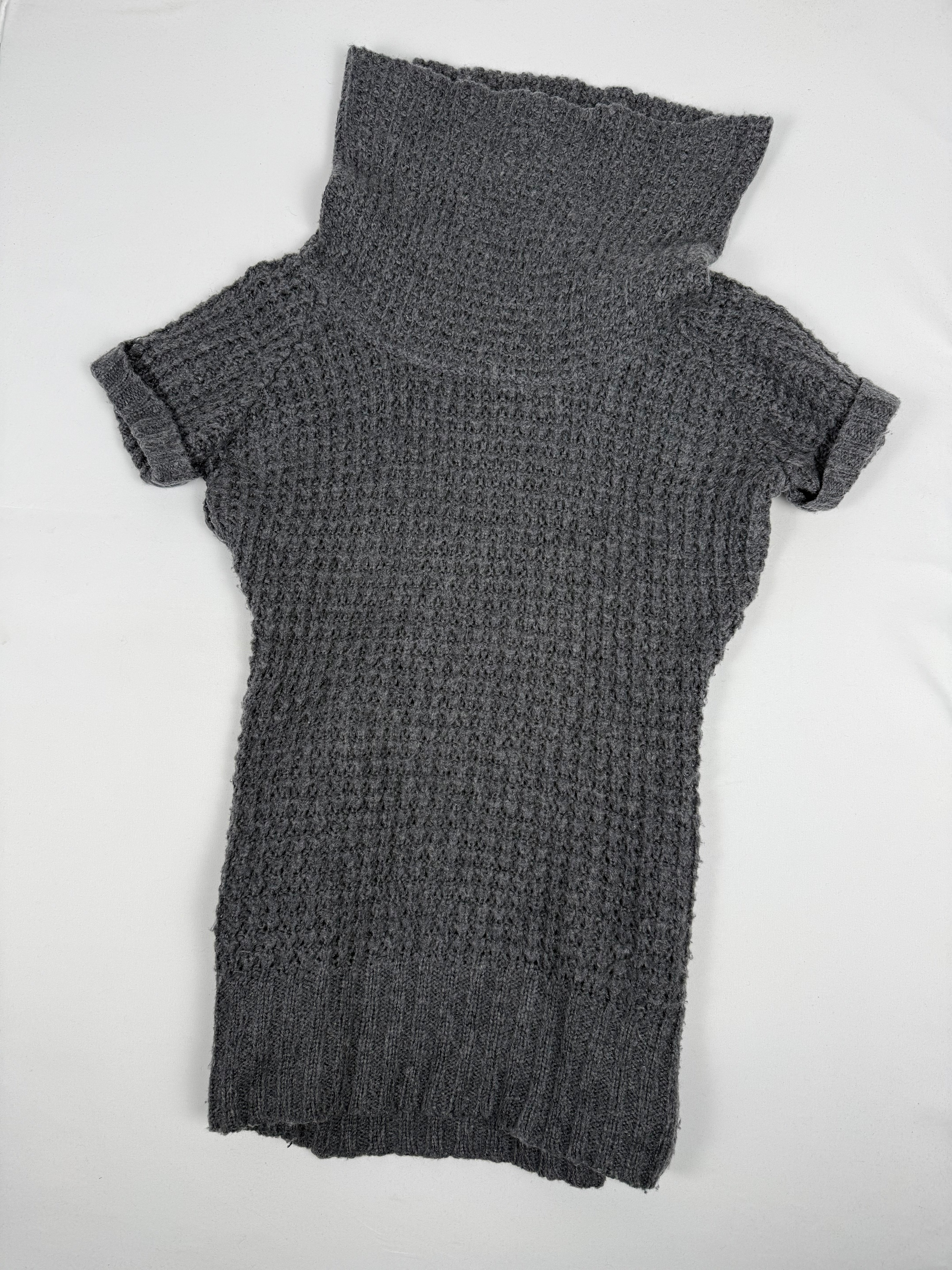 Grey turtleneck jumper dress (L)