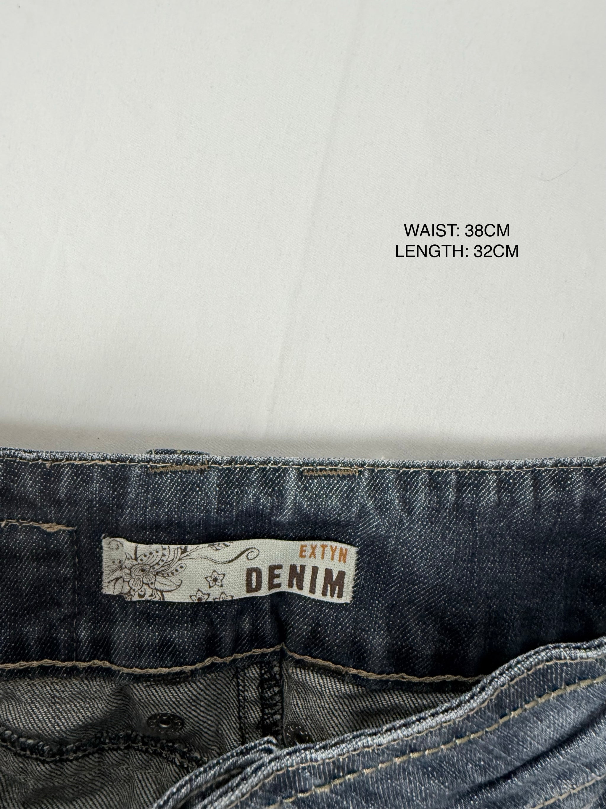 Blue denim low rise mini skirt (S/M)