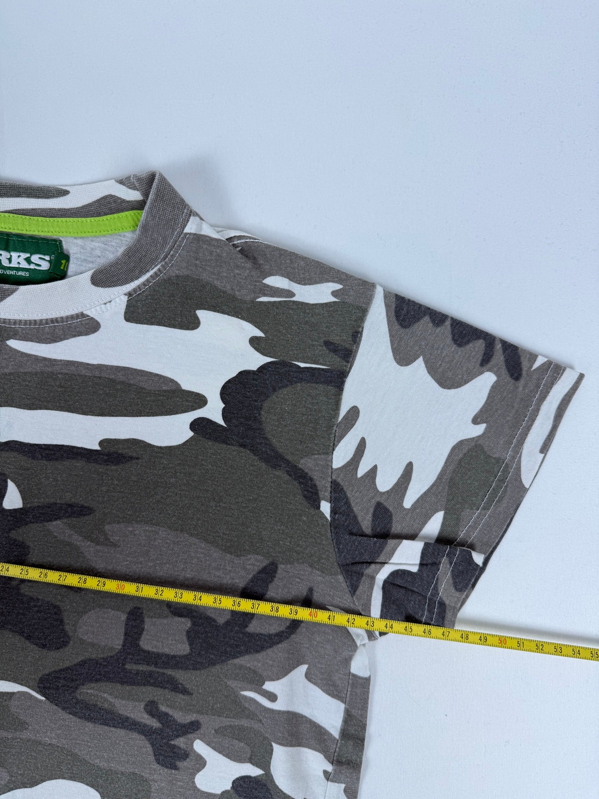 Khaki camo cotton tee (S)