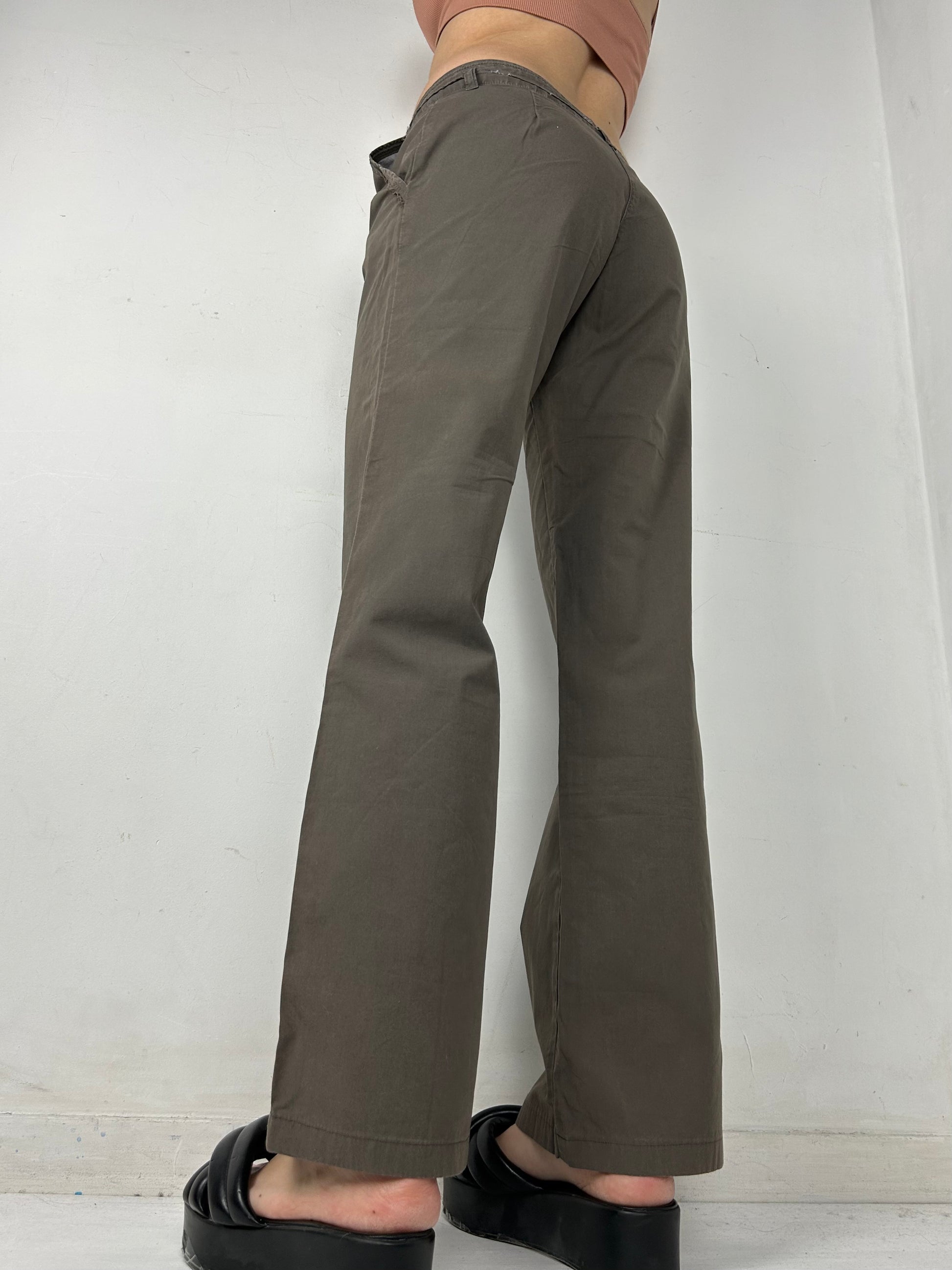 Brown low waist baggy pants (M)